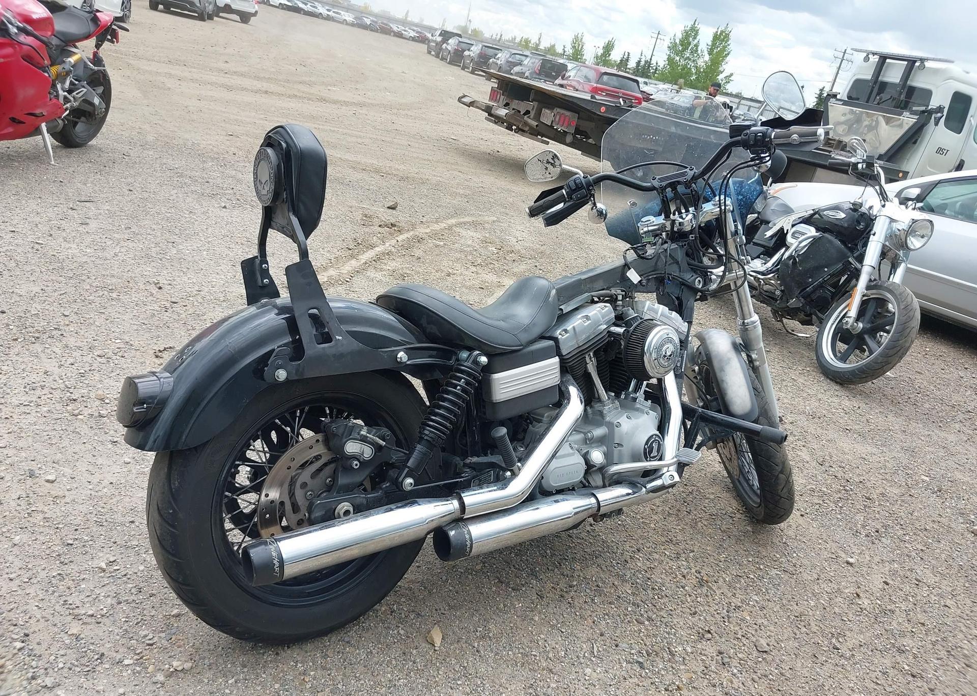 2009 HARLEY-DAVIDSON FXDB