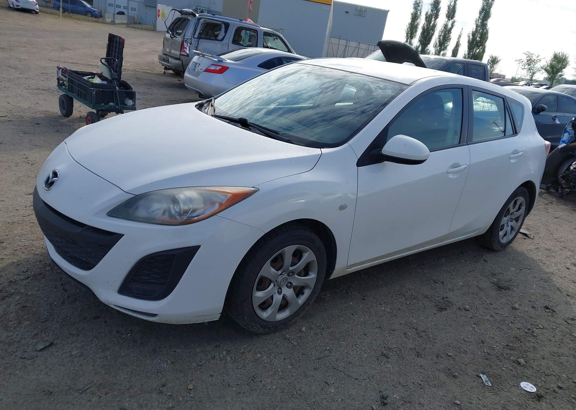 2010 MAZDA 3 I
