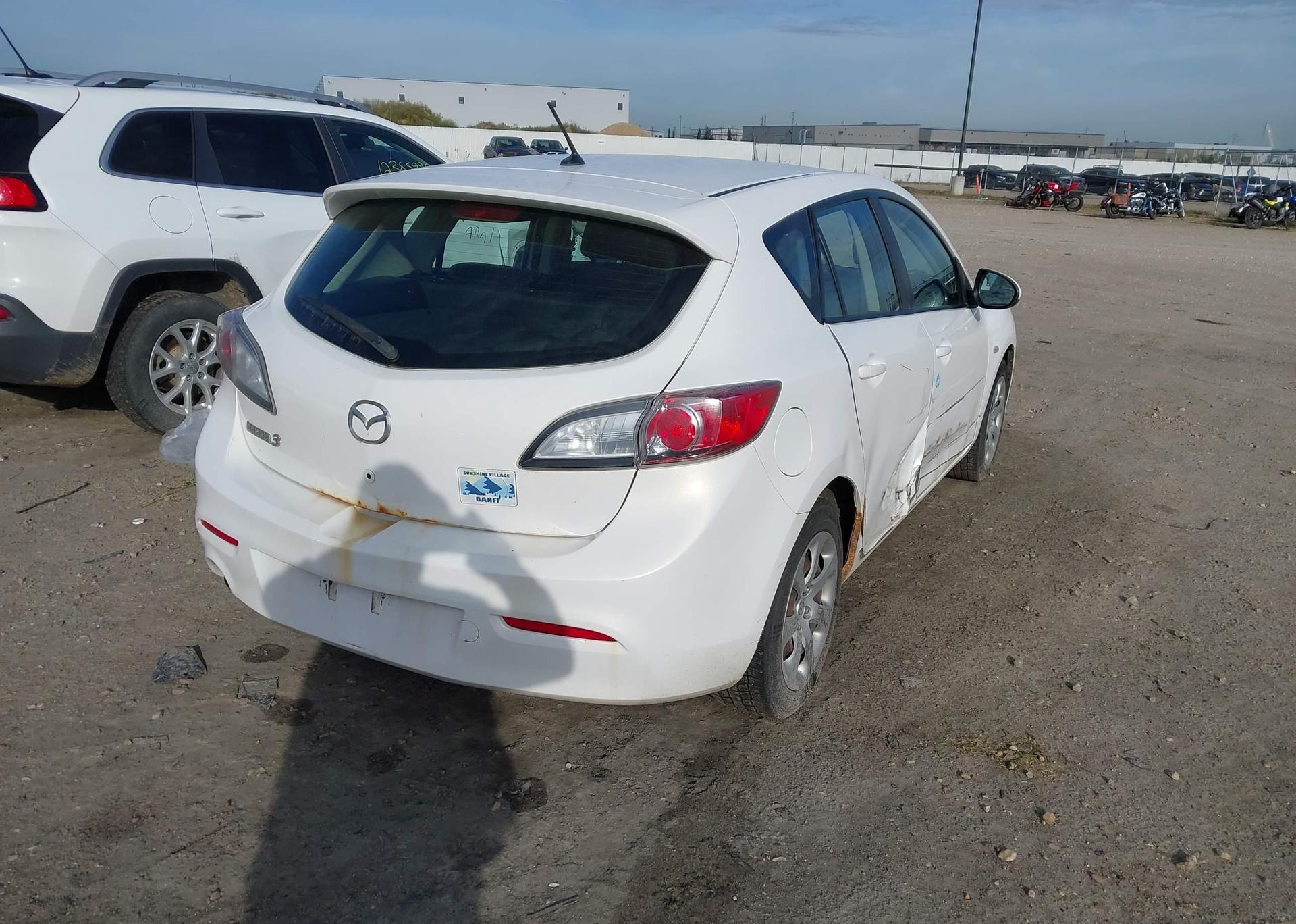 2010 MAZDA 3 I