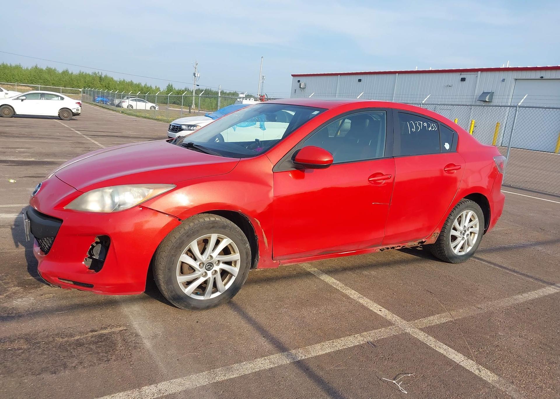 2013 MAZDA MAZDA3 GS-SKY