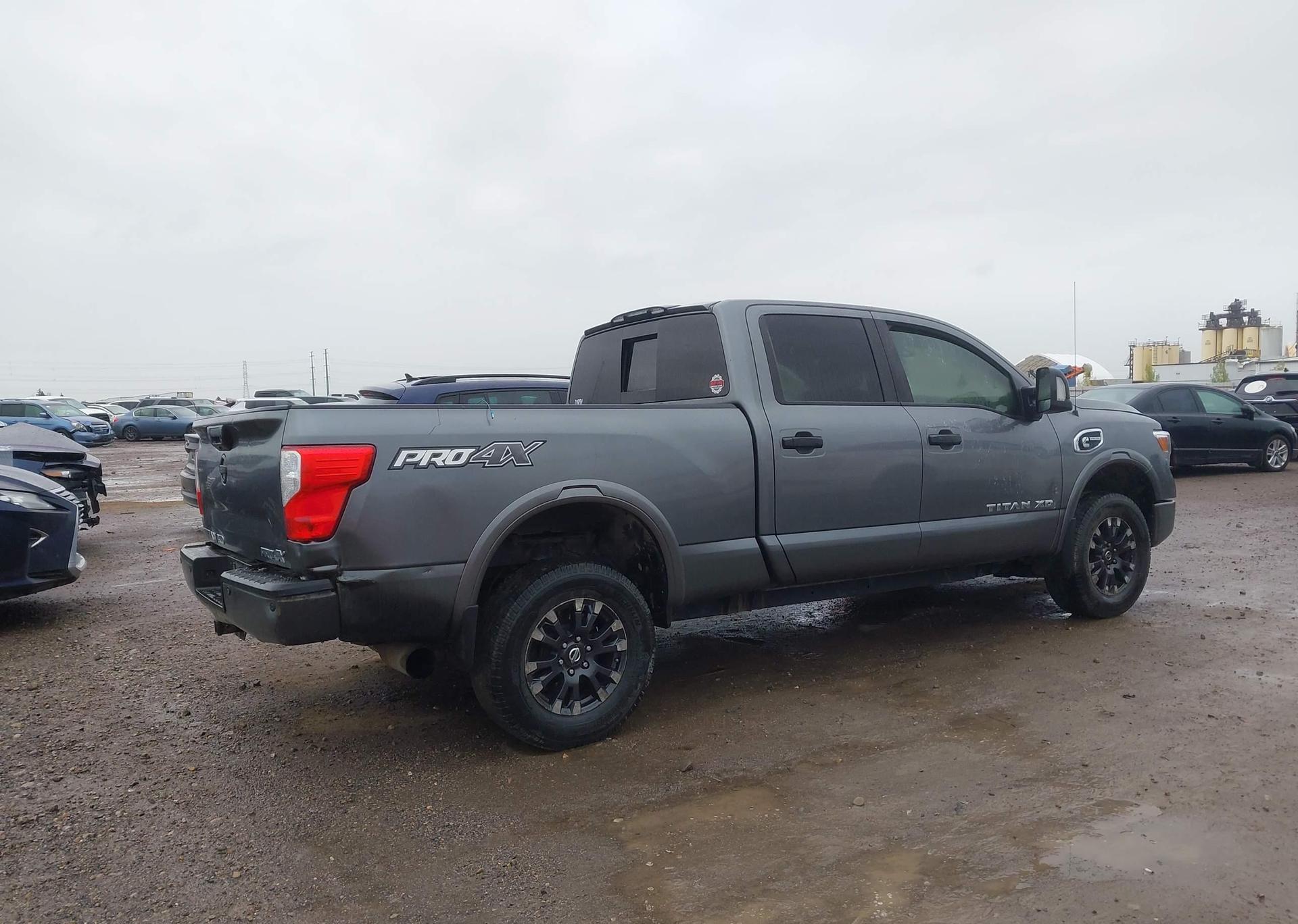 2016 NISSAN TITAN XD PLATINUM RESERVE