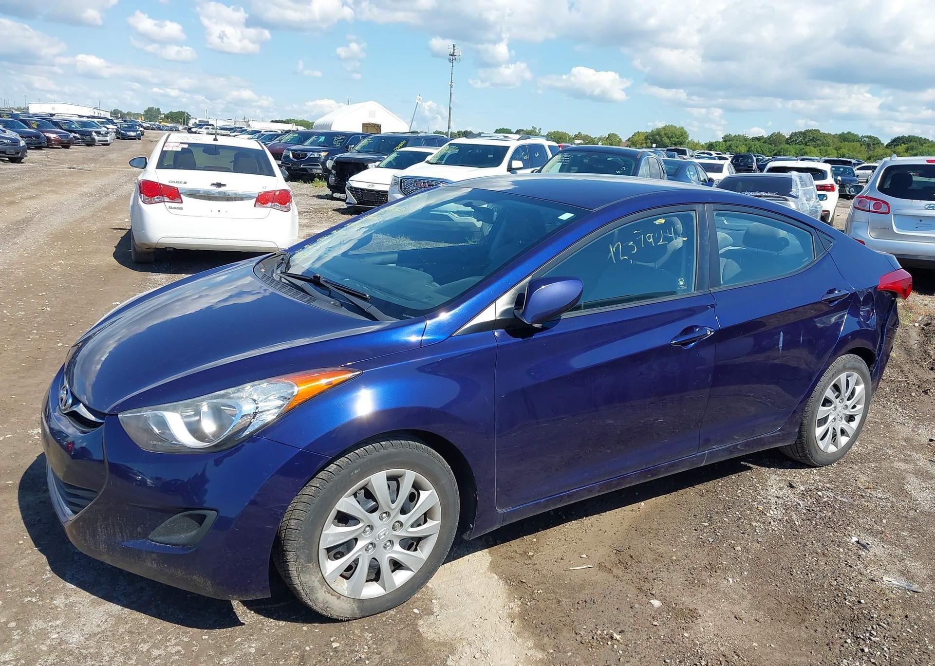 2013 HYUNDAI ELANTRA GLS