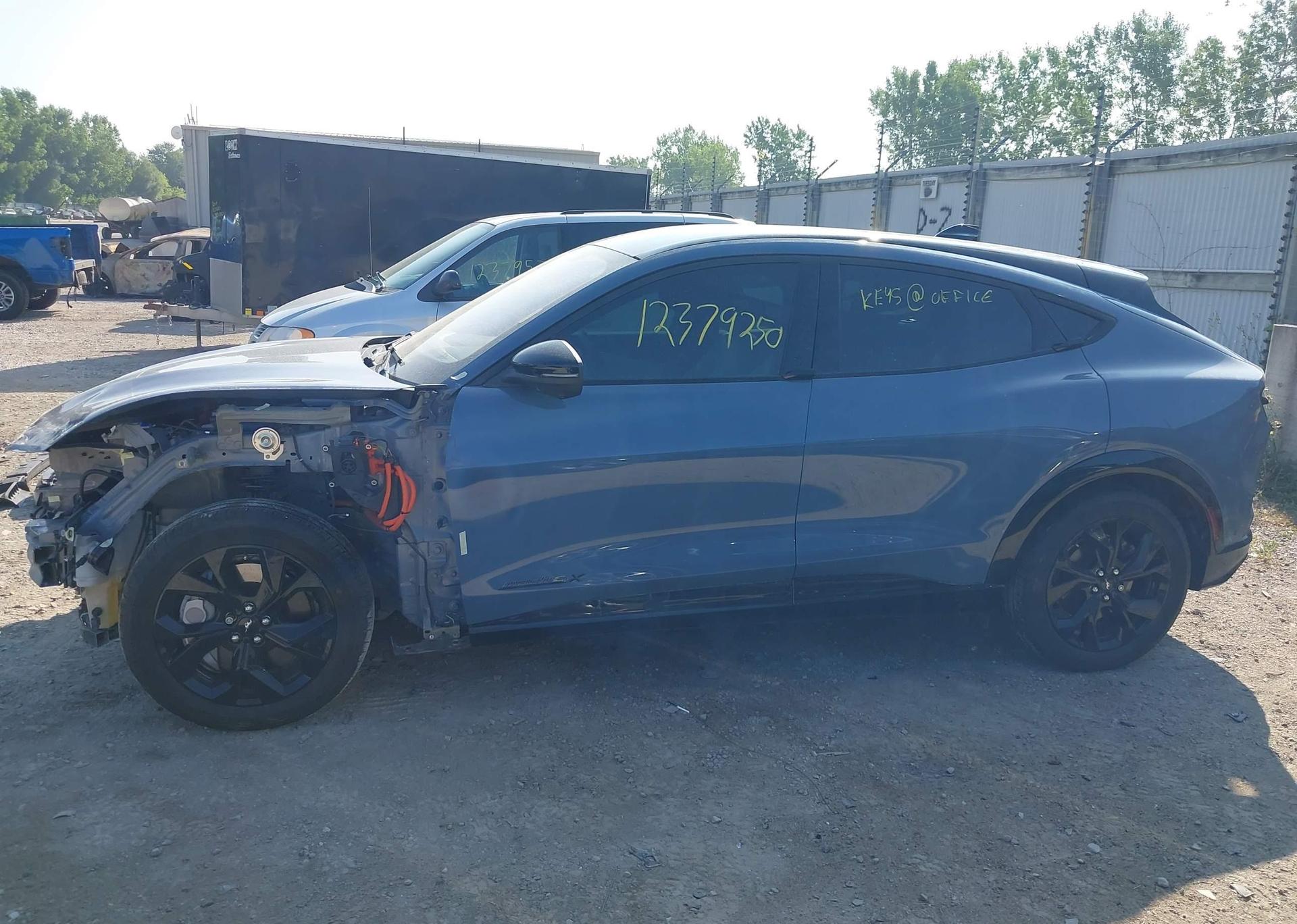 2023 FORD MUSTANG MACH-E PREMIUM