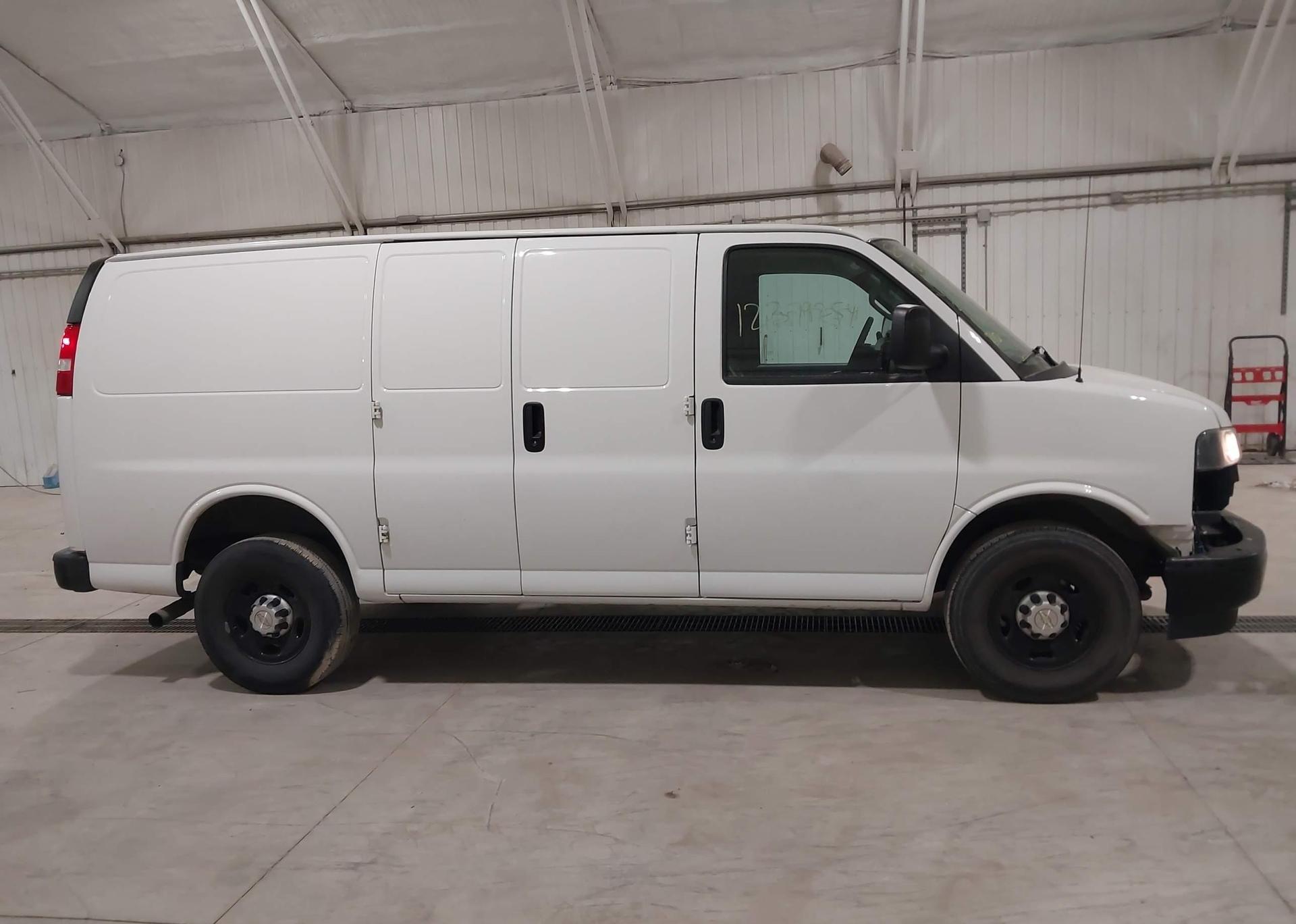 2023 CHEVROLET EXPRESS G2500