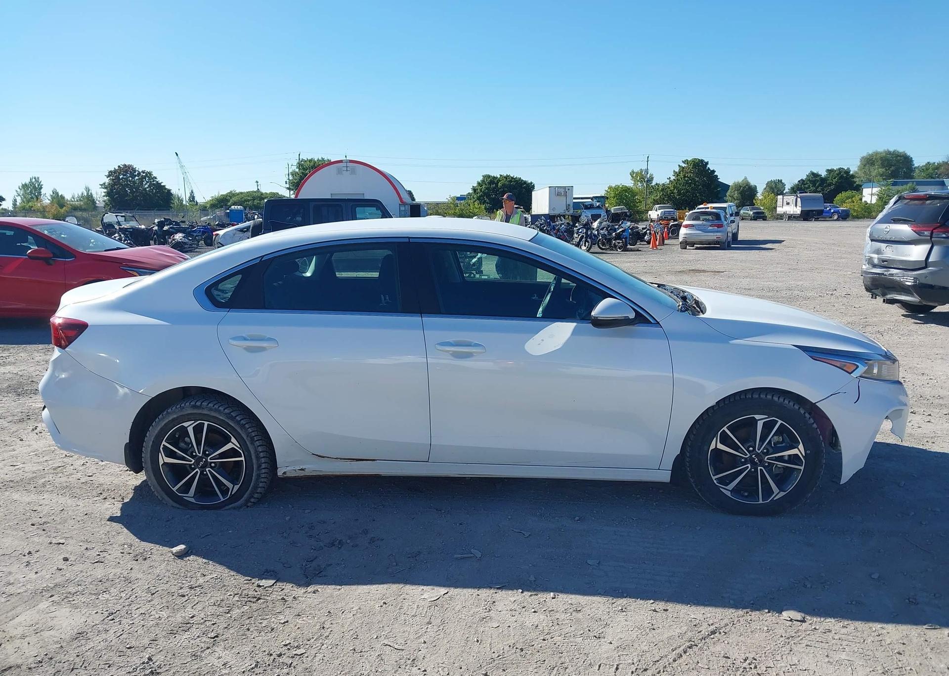 2024 KIA FORTE EX