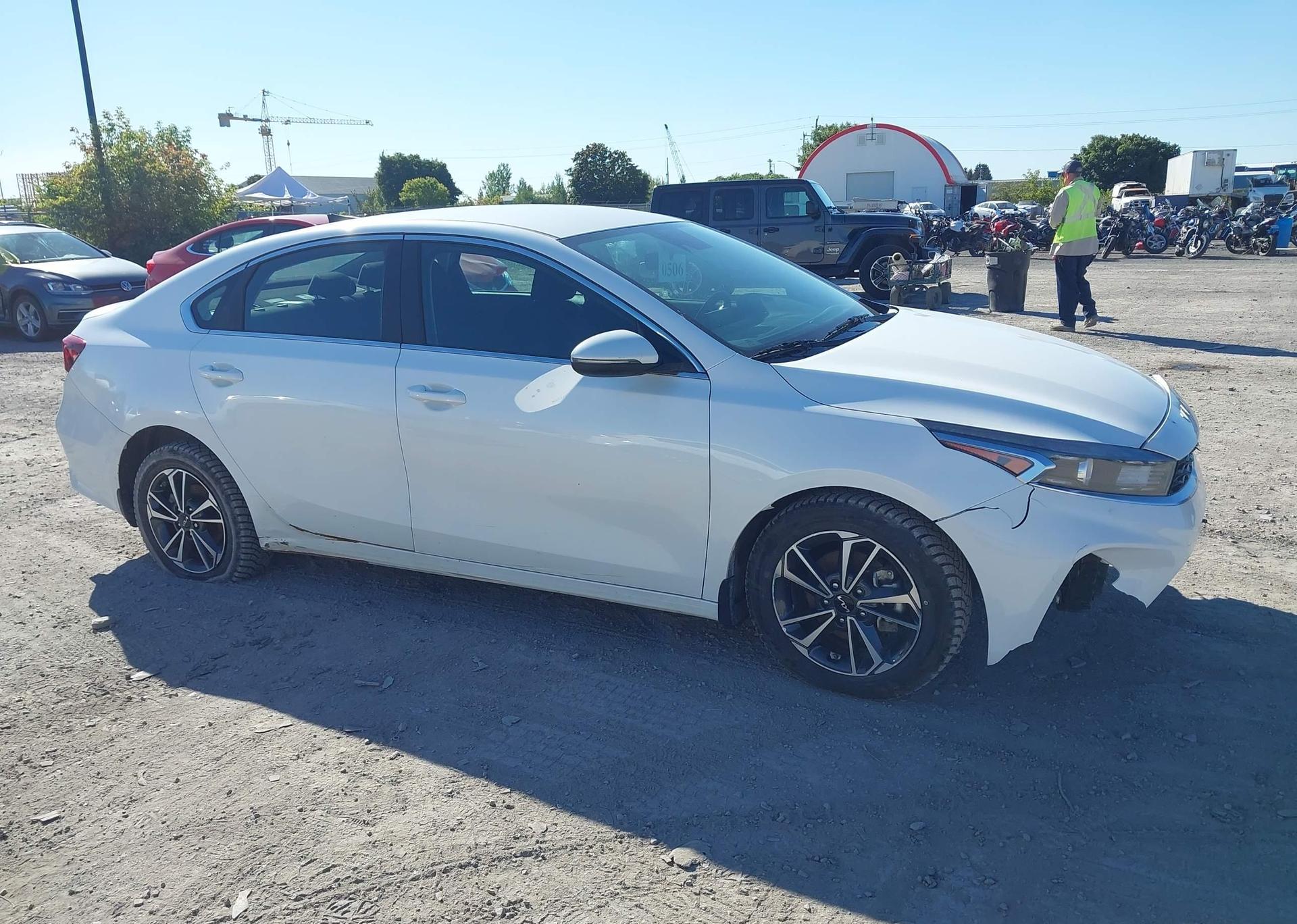 2024 KIA FORTE EX