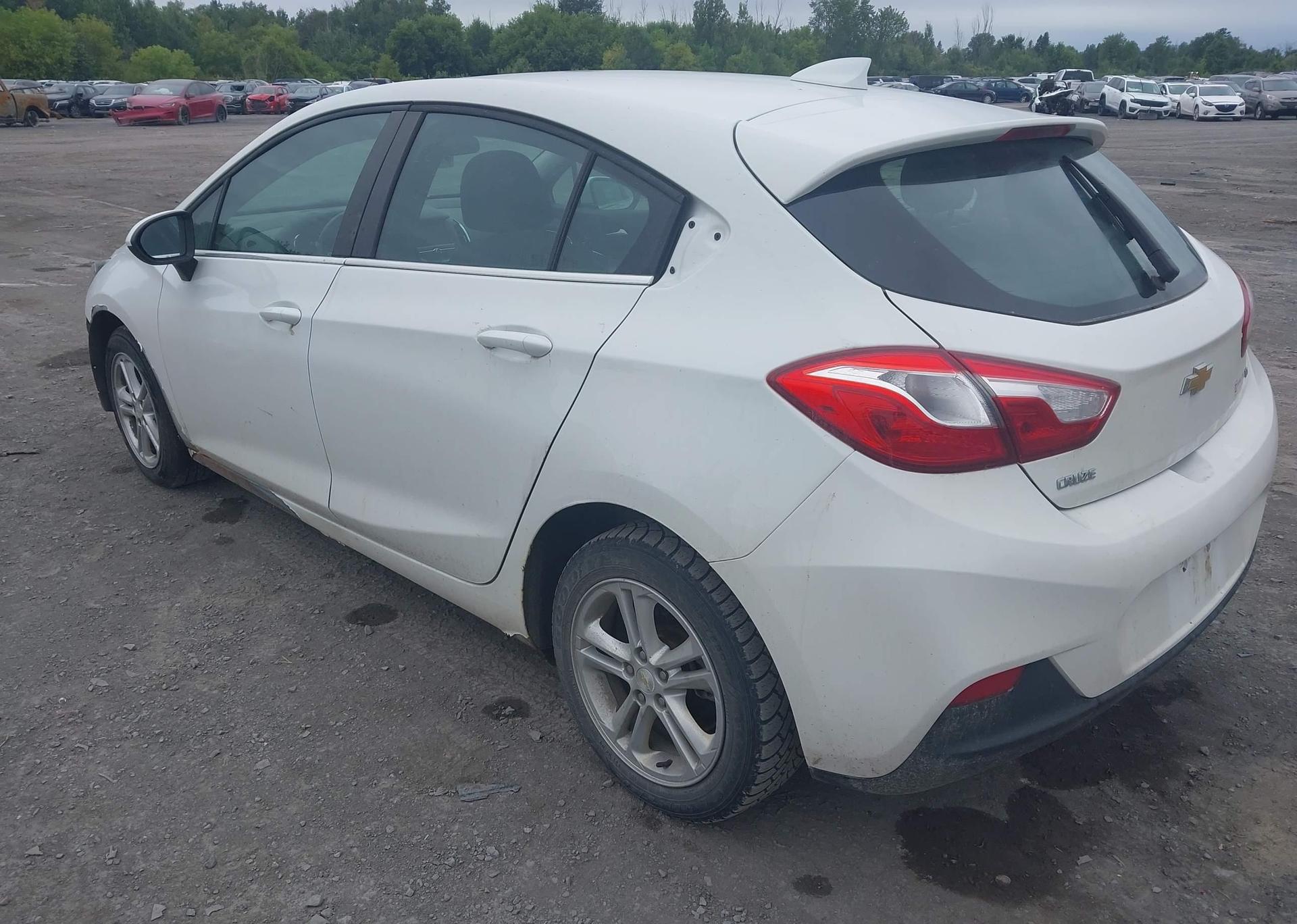 2018 CHEVROLET CRUZE LT