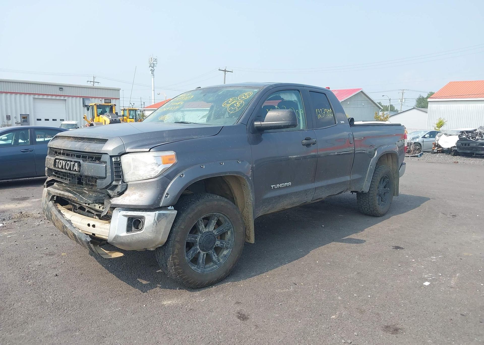2016 TOYOTA TUNDRA DOUBLE CAB SR