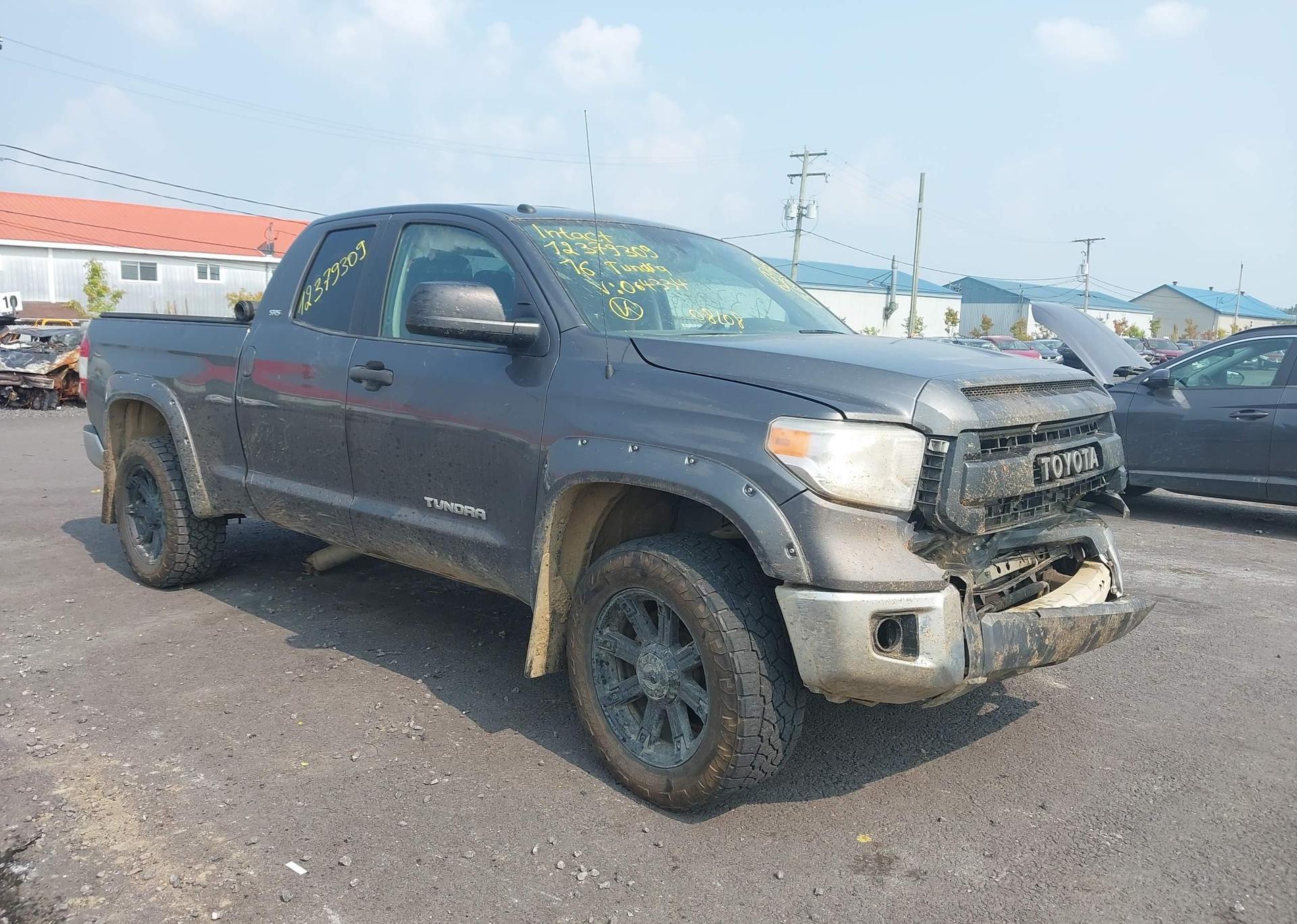 2016 TOYOTA TUNDRA DOUBLE CAB SR
