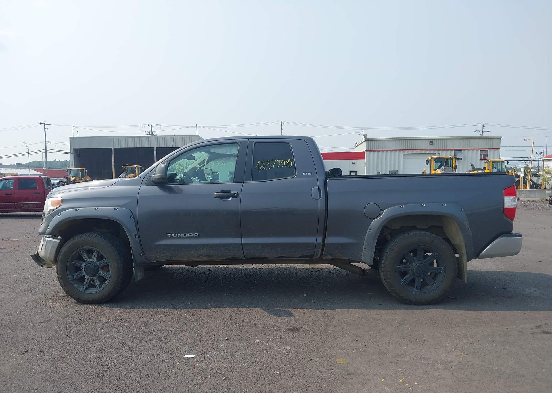2016 TOYOTA TUNDRA DOUBLE CAB SR