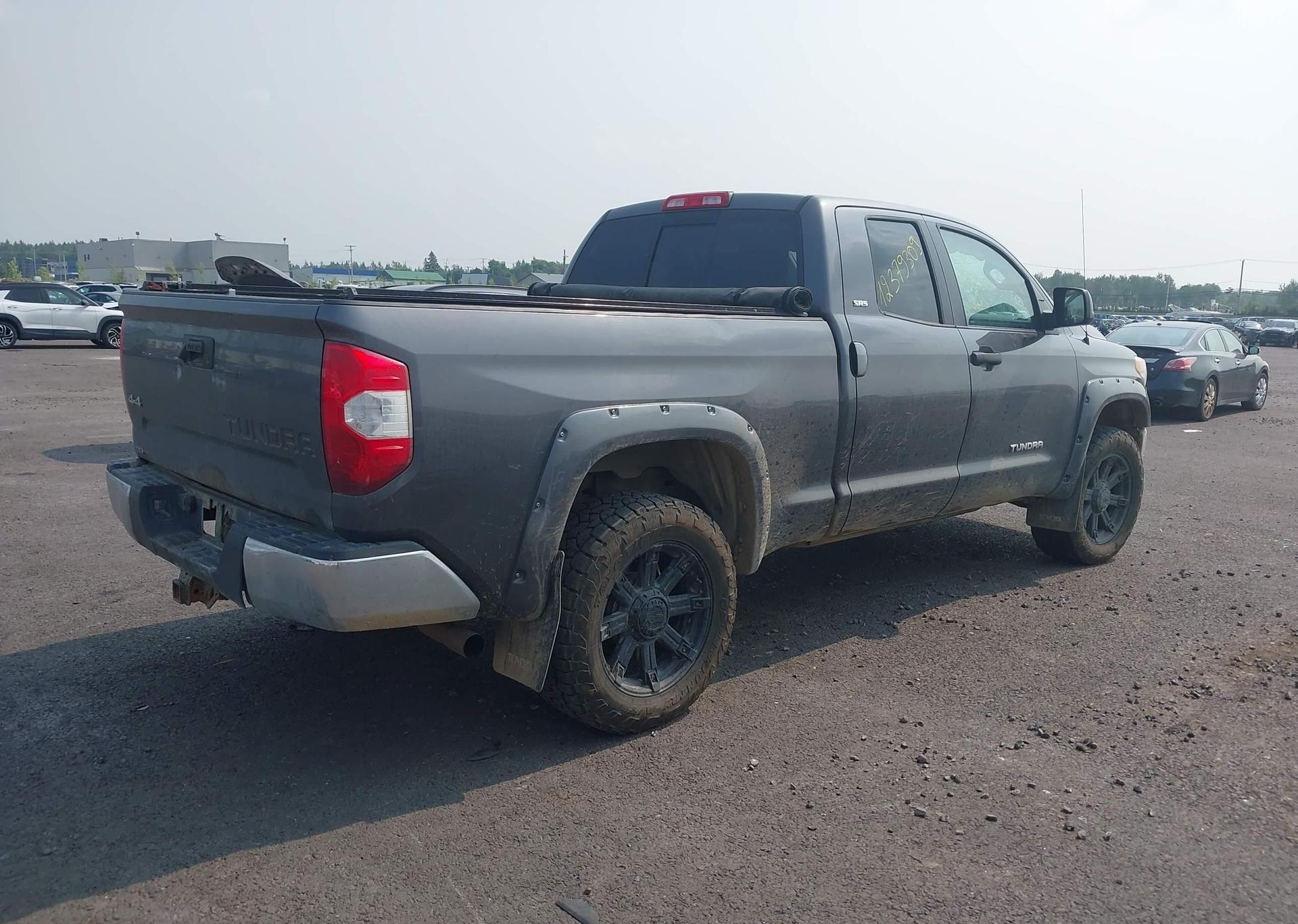 2016 TOYOTA TUNDRA DOUBLE CAB SR
