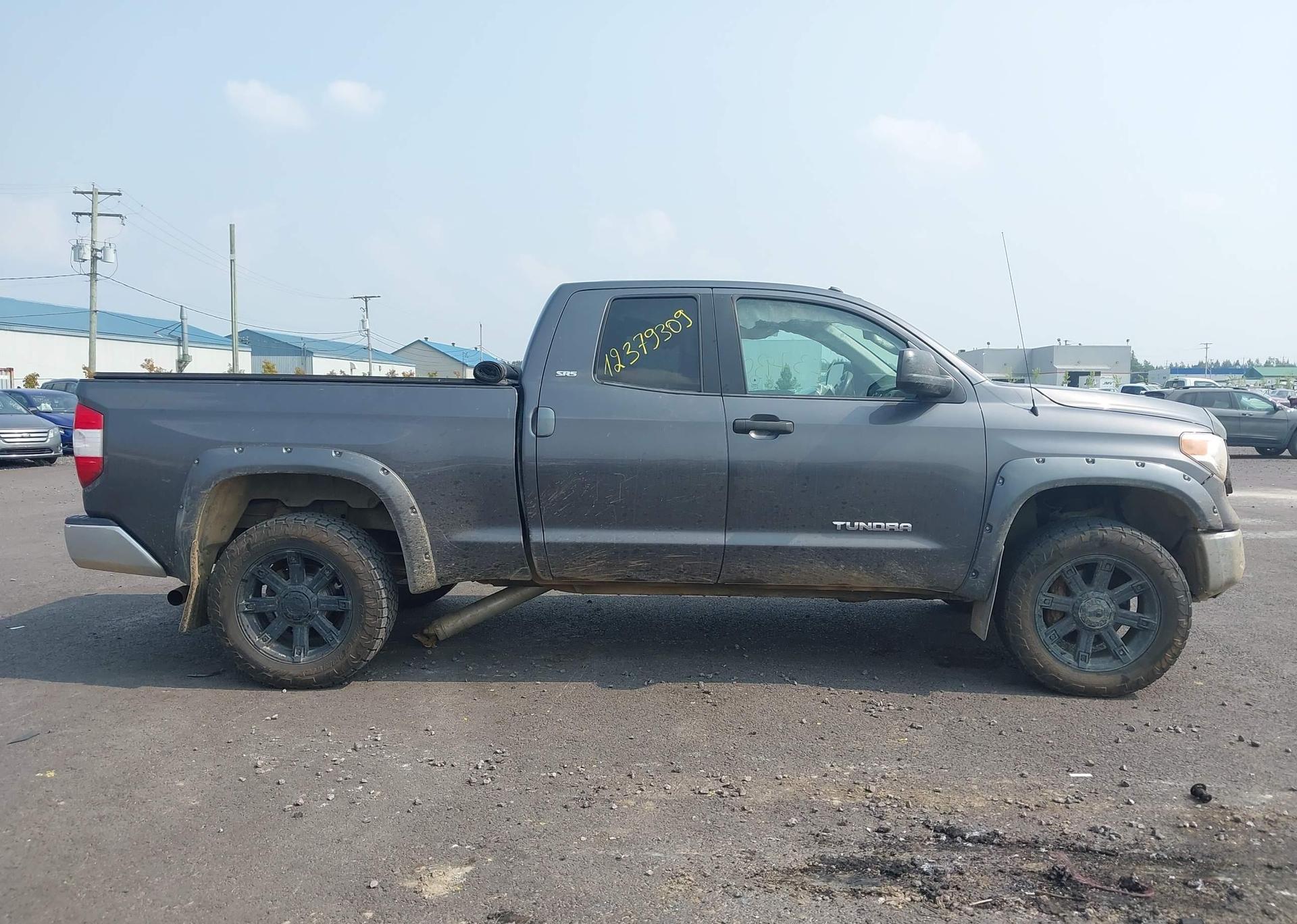 2016 TOYOTA TUNDRA DOUBLE CAB SR