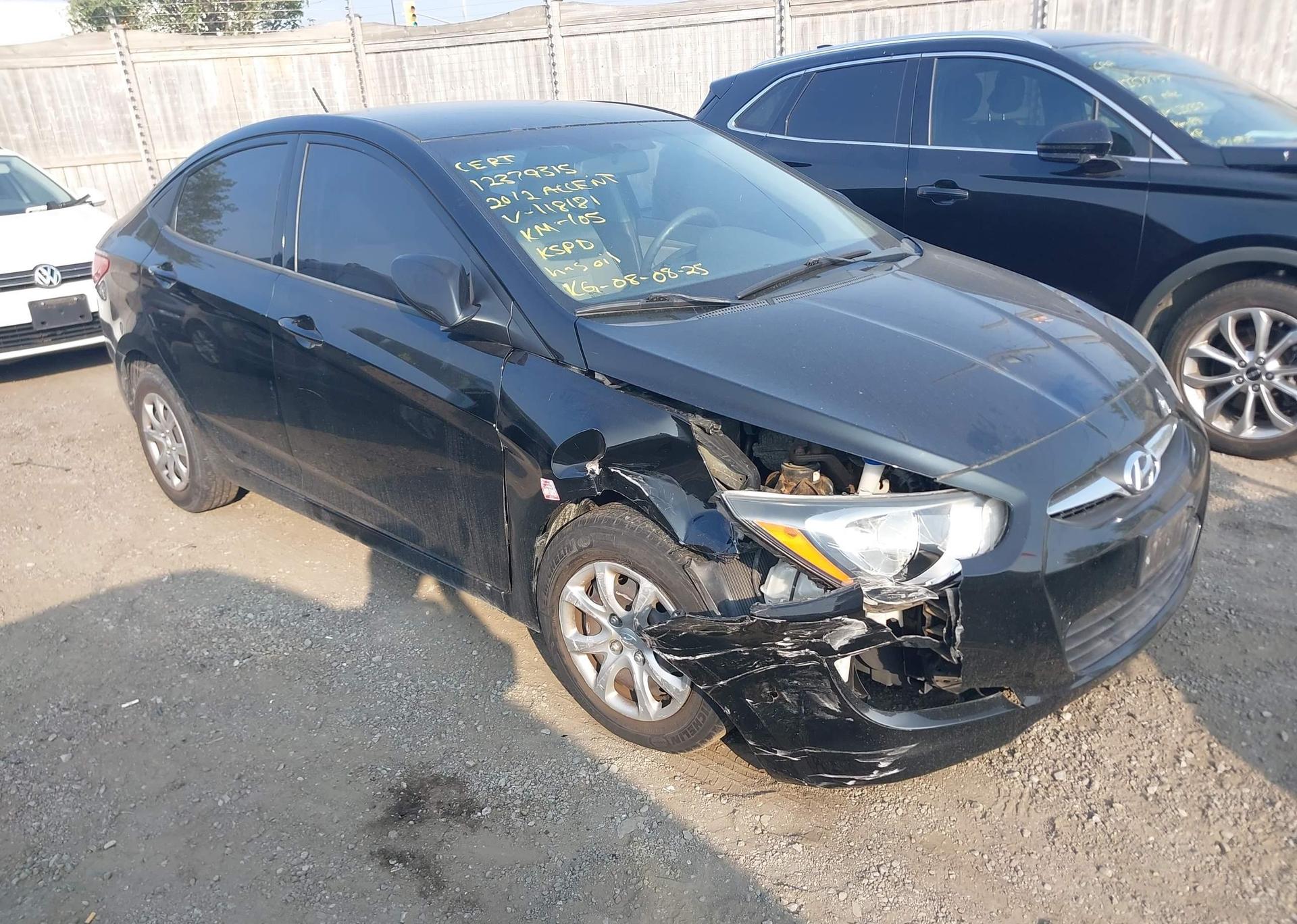 2012 HYUNDAI ACCENT GLS