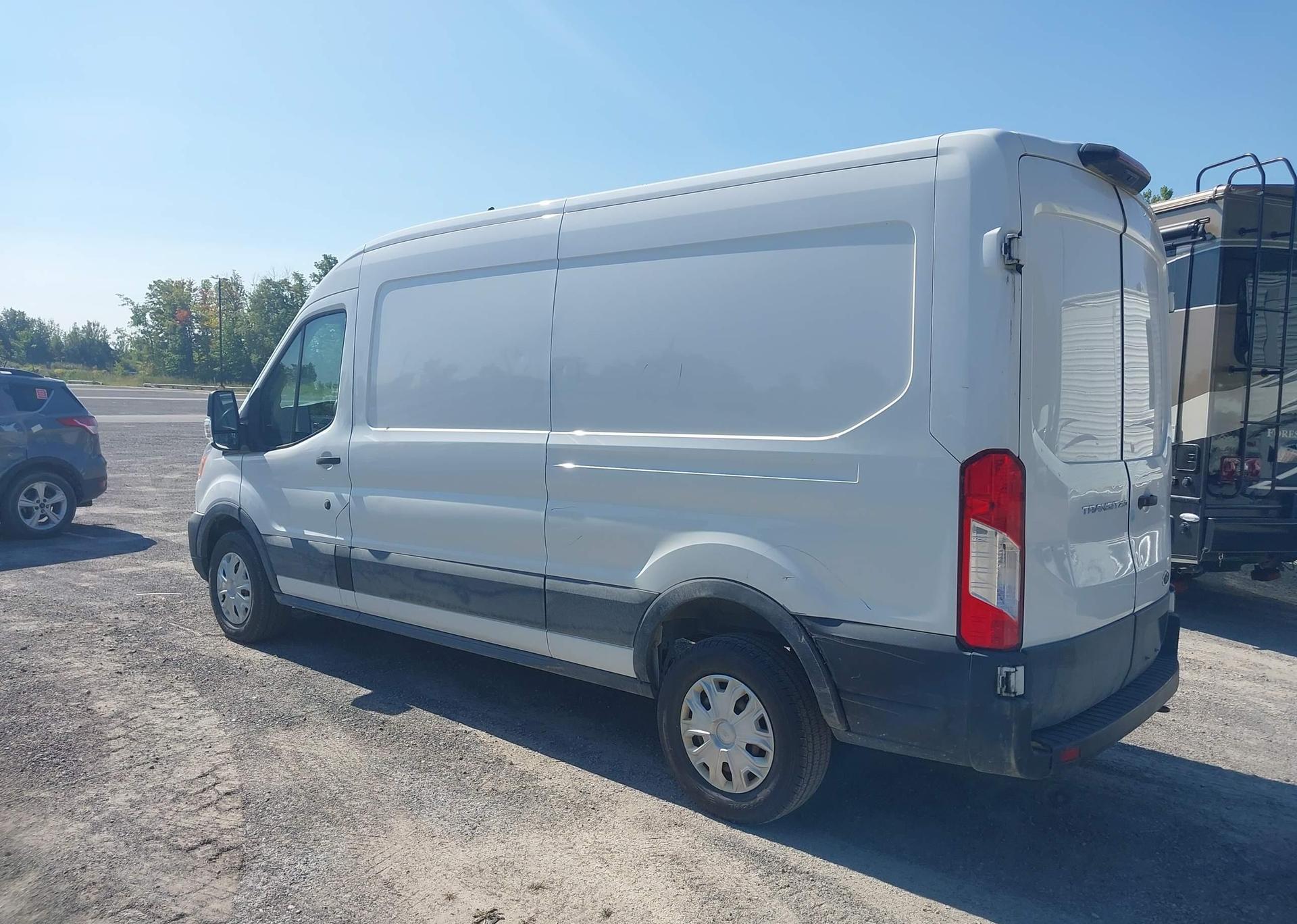 2021 FORD transit t-250