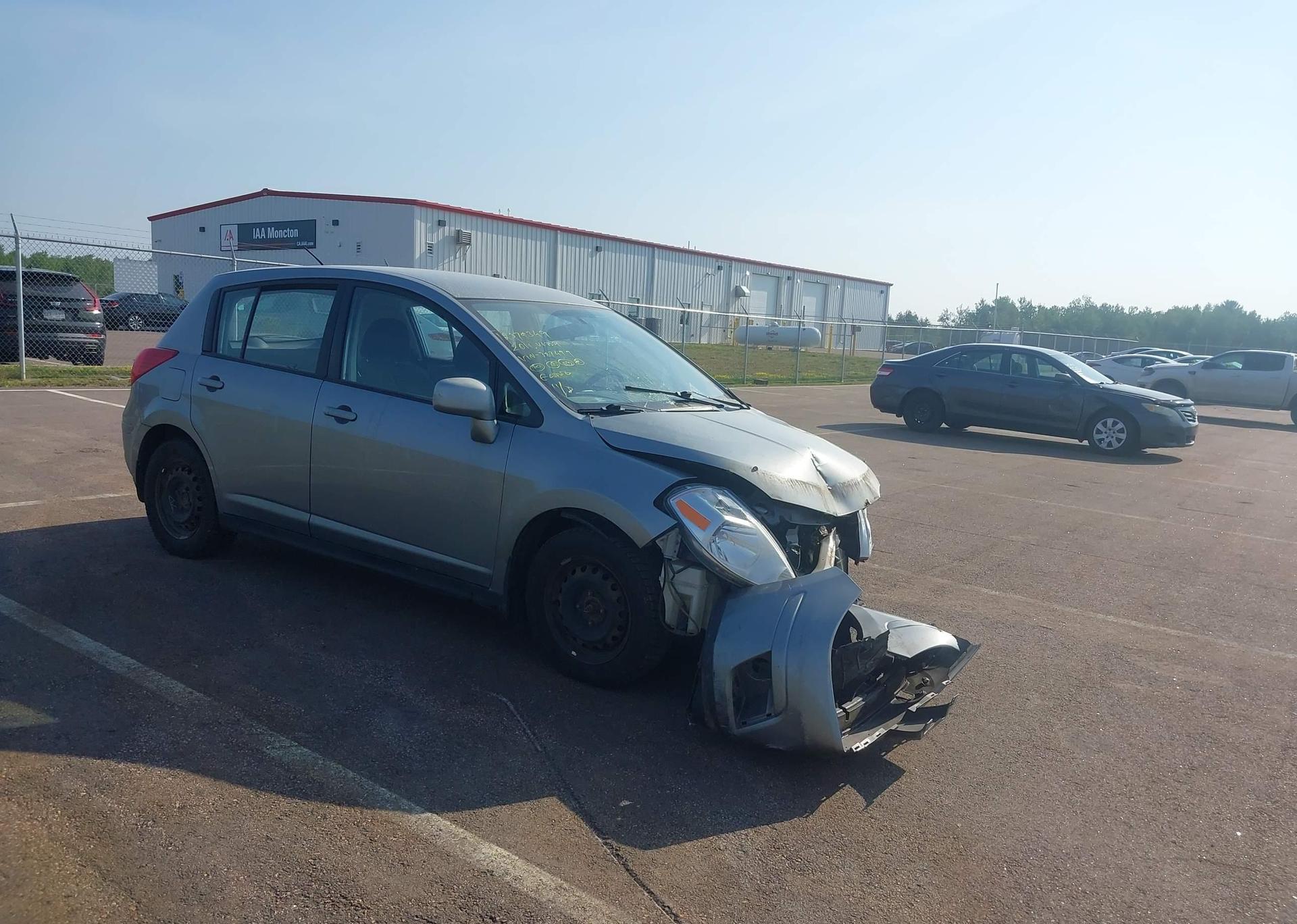 2011 NISSAN VERSA 1.8S