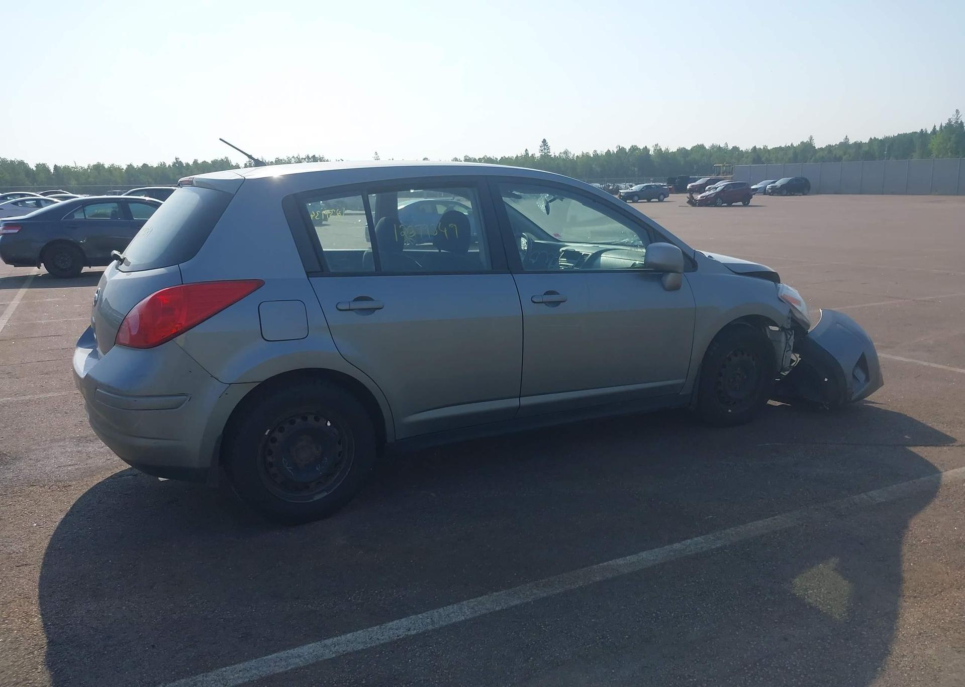 2011 NISSAN VERSA 1.8S