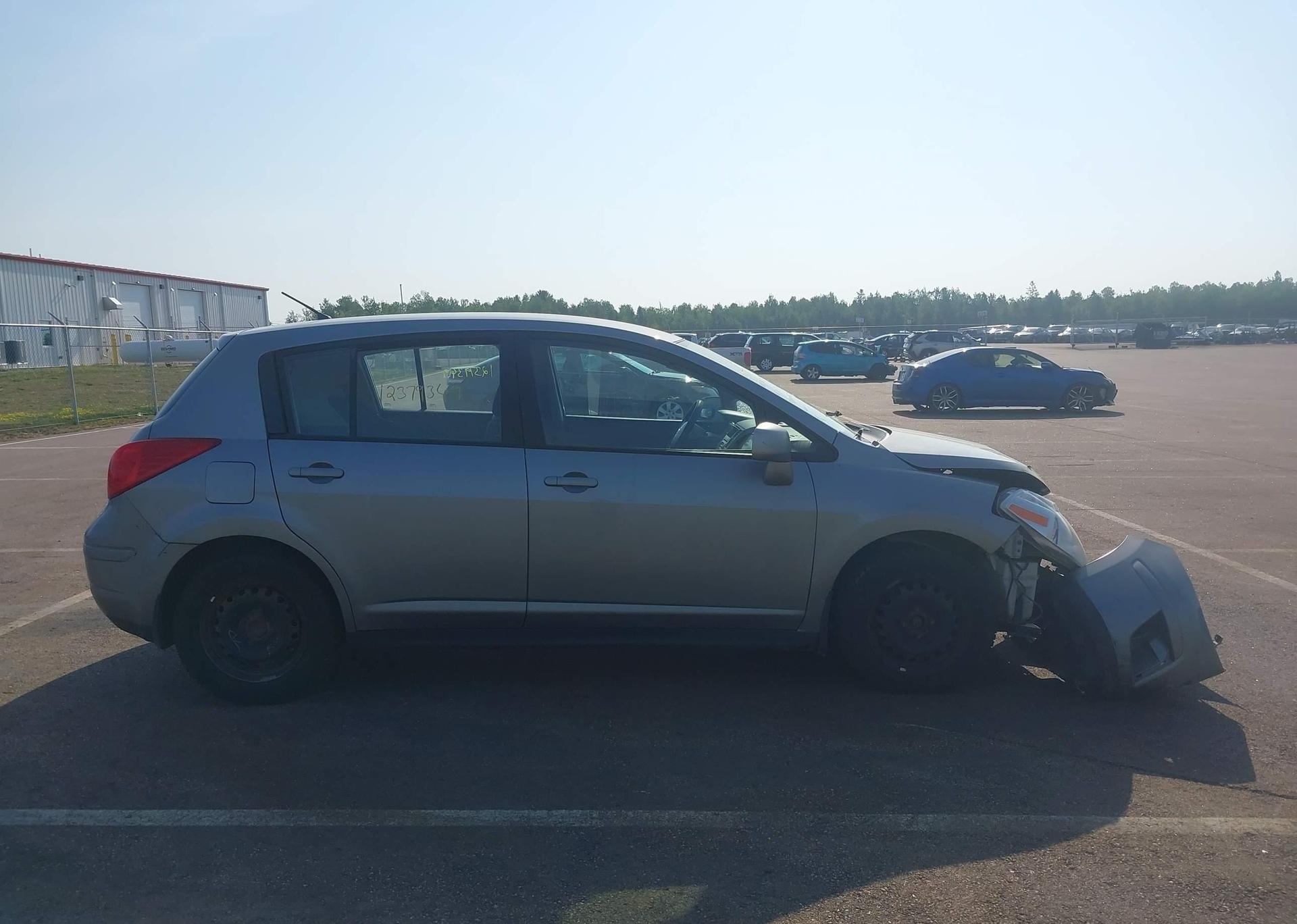 2011 NISSAN VERSA 1.8S