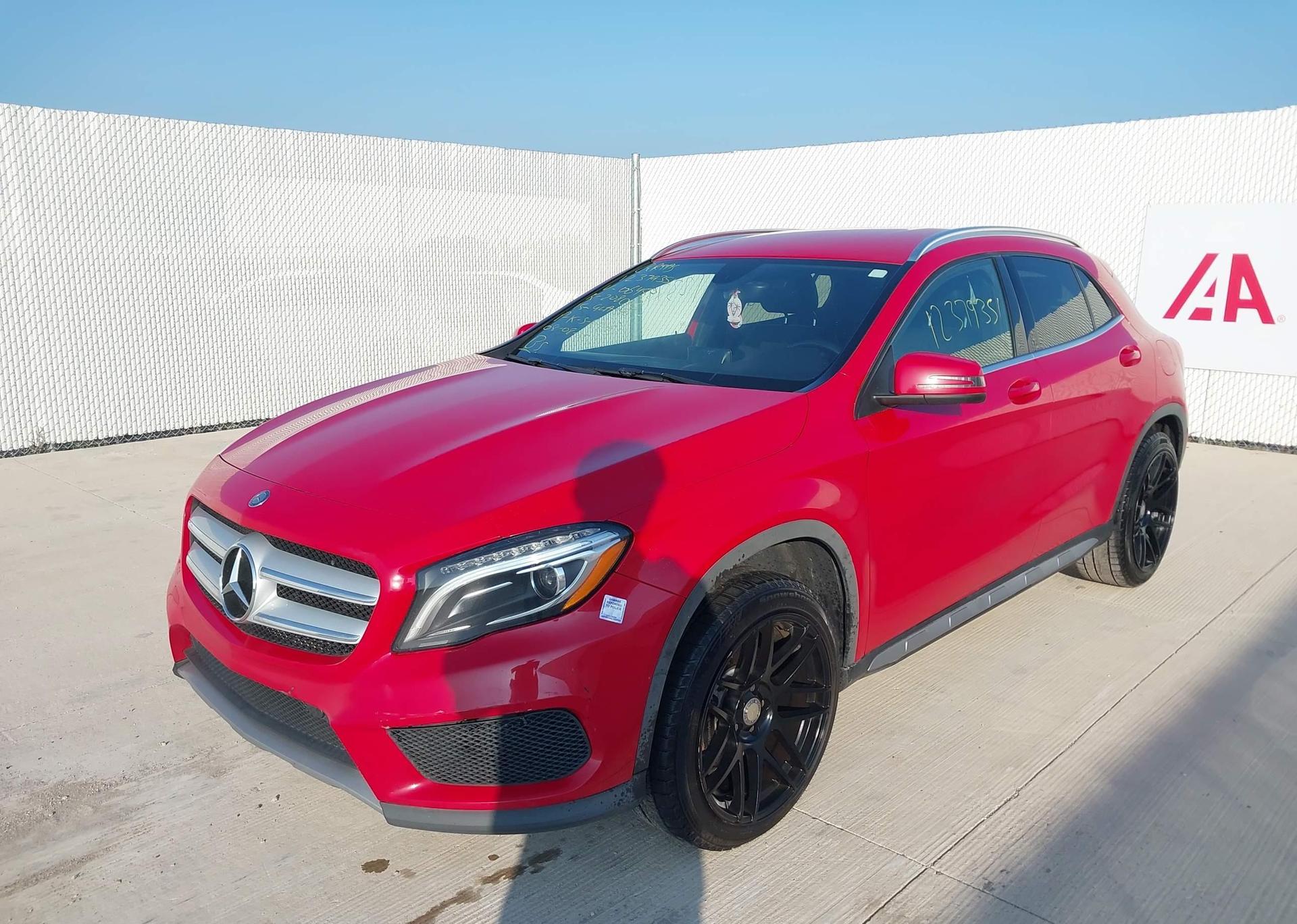 2015 MERCEDES-BENZ GLA 250 4MATIC