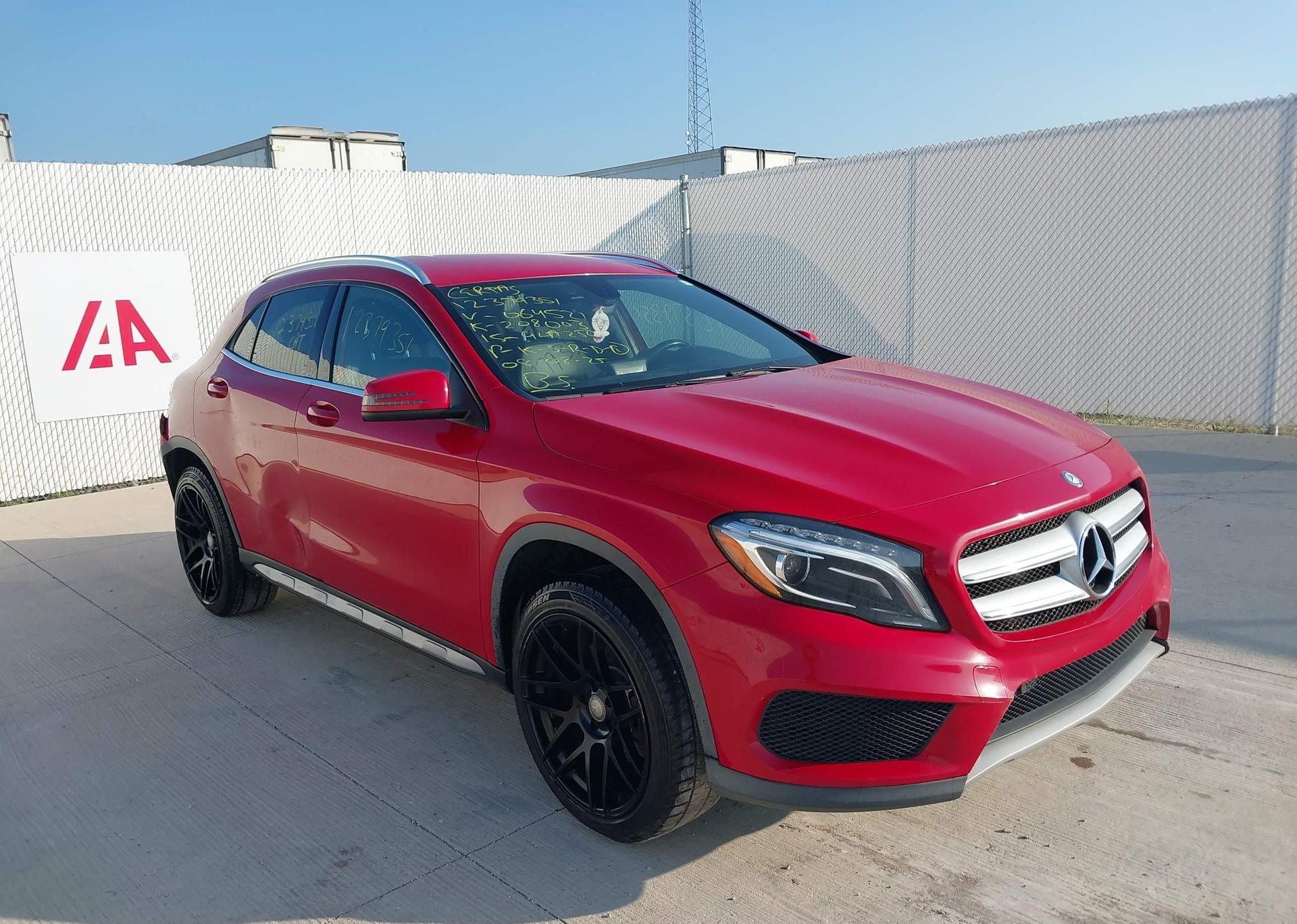 2015 MERCEDES-BENZ GLA 250 4MATIC