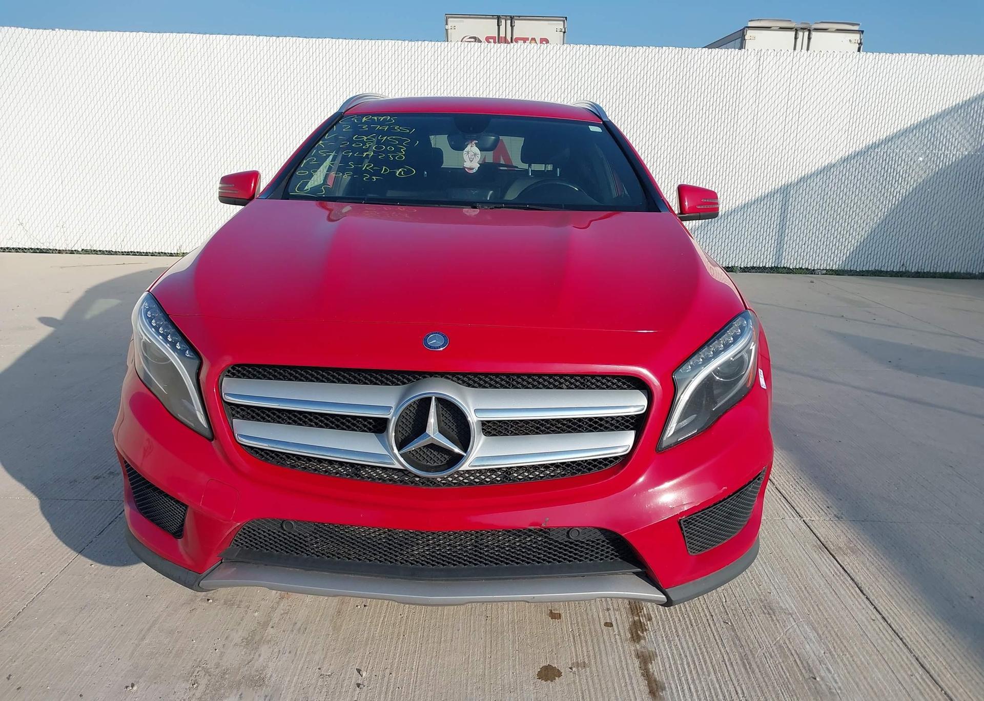 2015 MERCEDES-BENZ GLA 250 4MATIC
