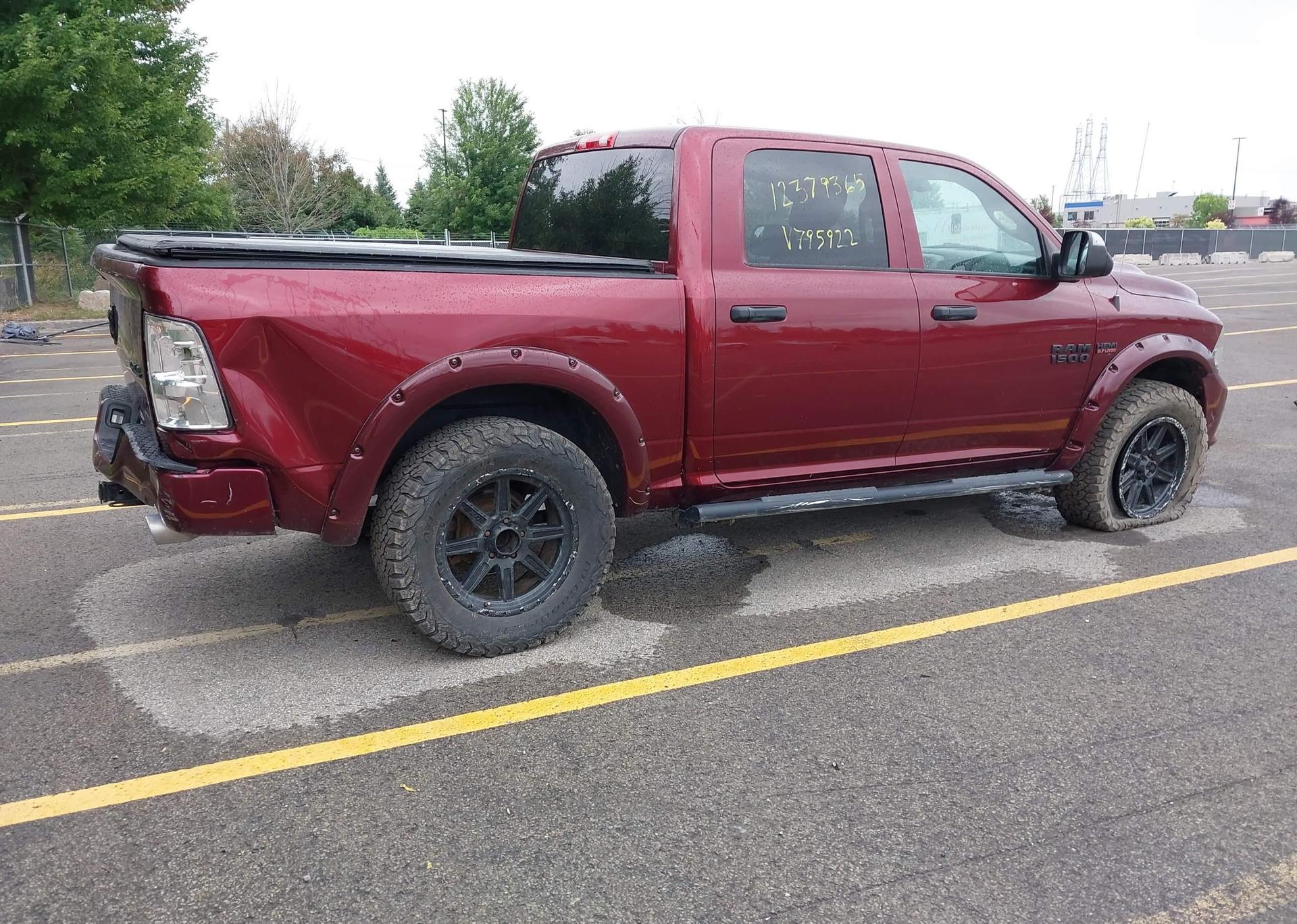 2017 RAM 1500 ST