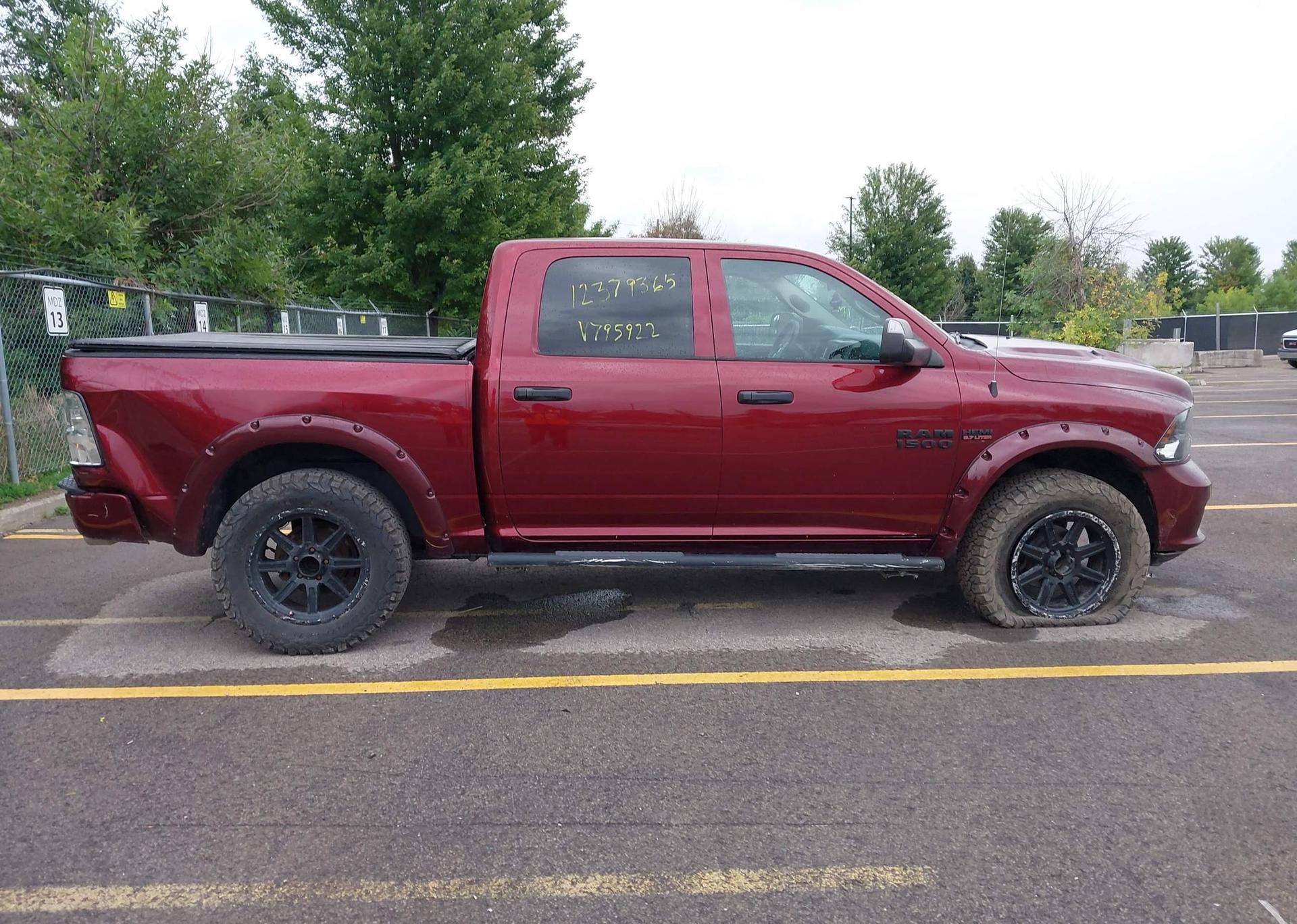2017 RAM 1500 ST