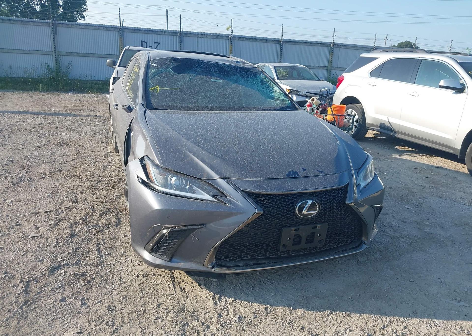 2021 LEXUS ES 250
