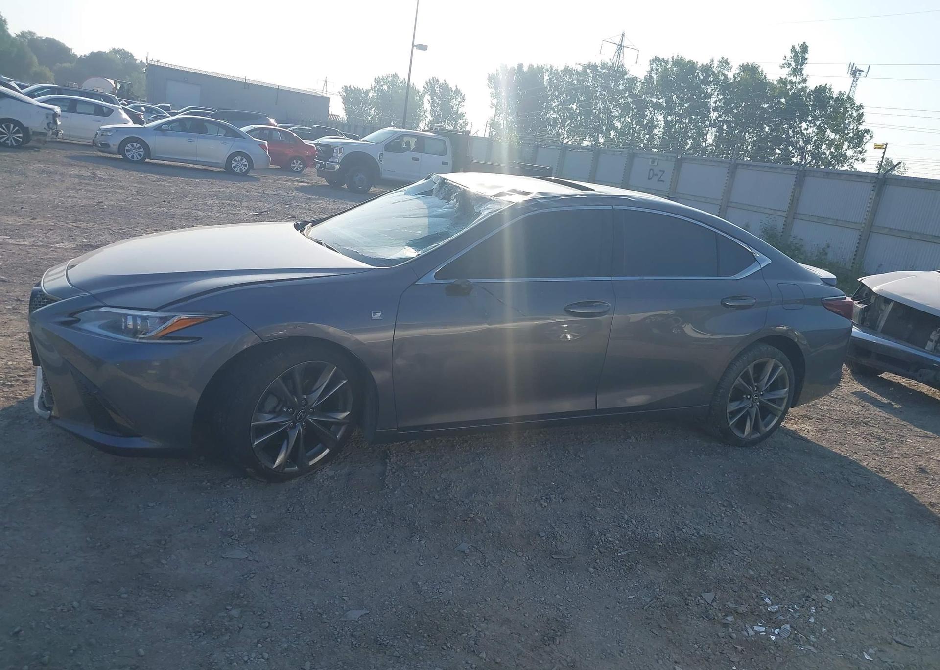 2021 LEXUS ES 250