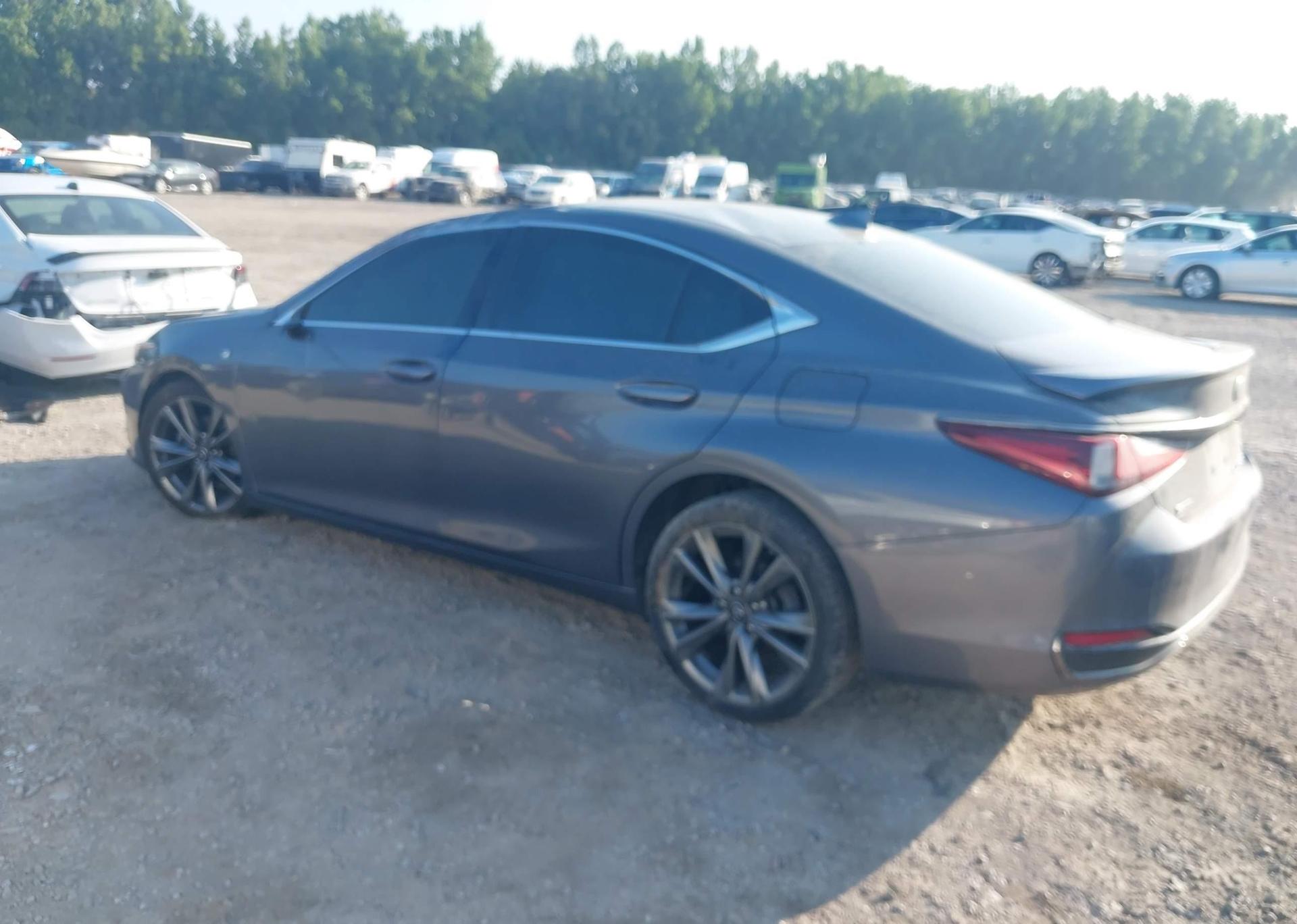 2021 LEXUS ES 250