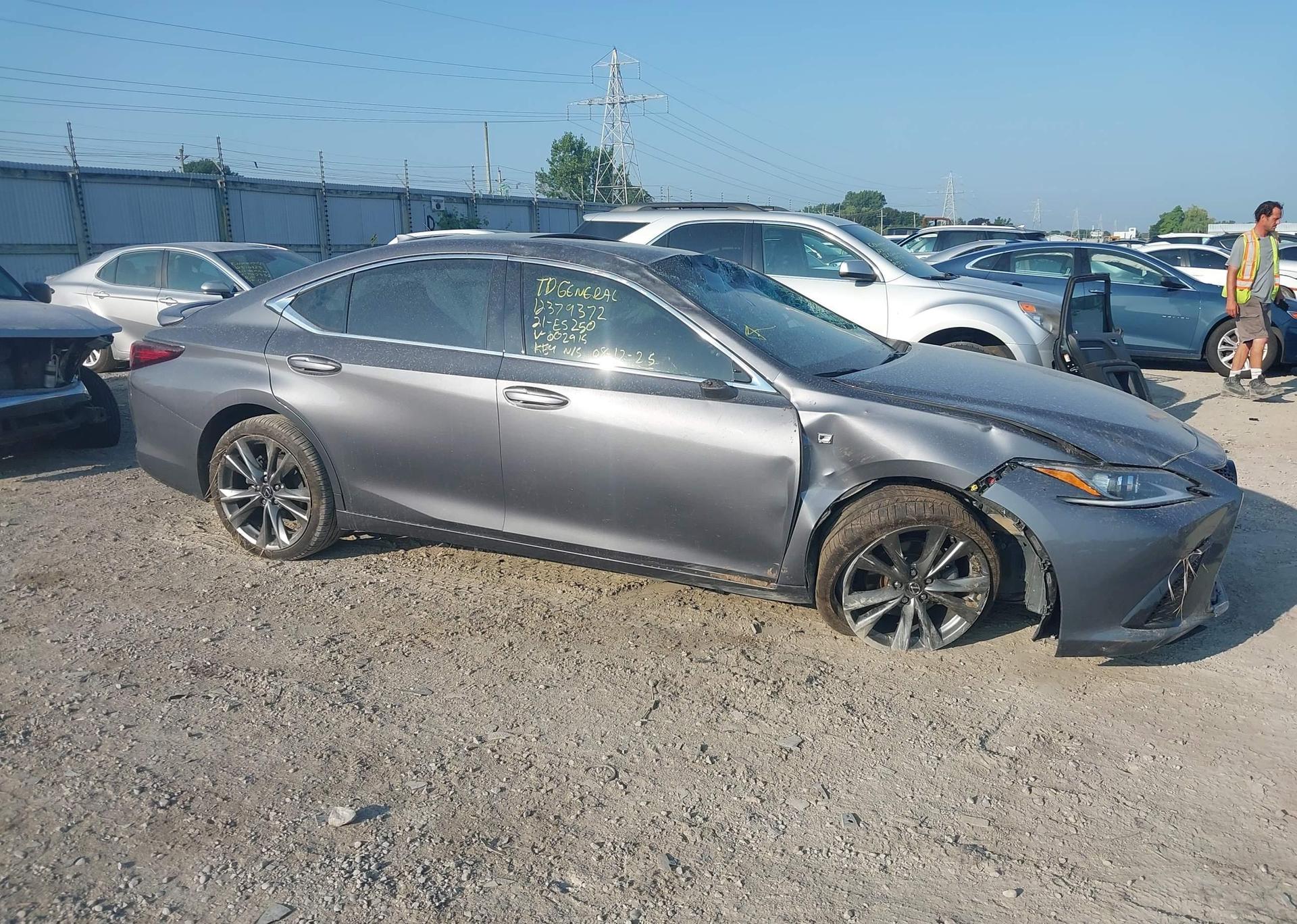 2021 LEXUS ES 250