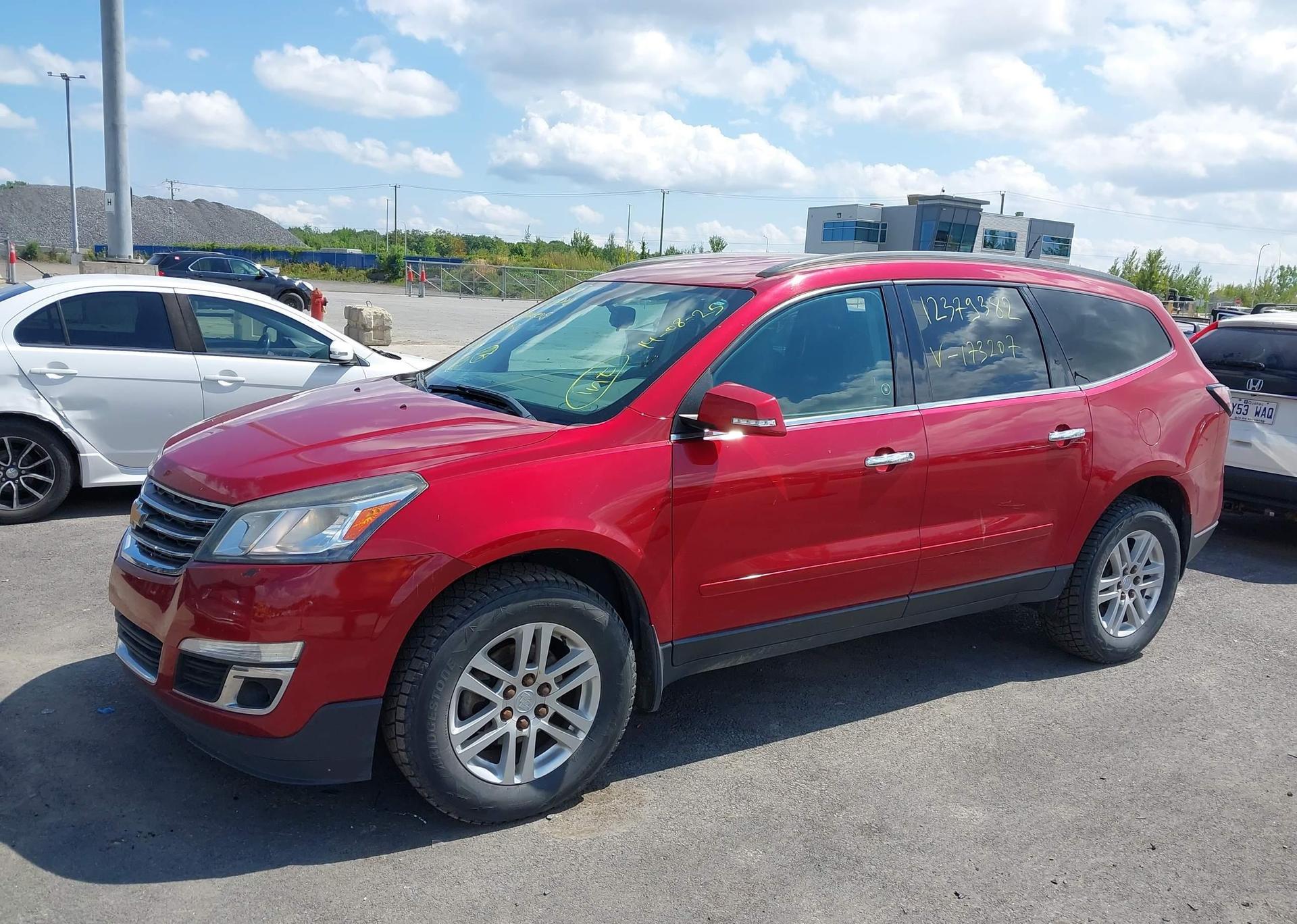 2014 CHEVROLET TRAVERSE LT
