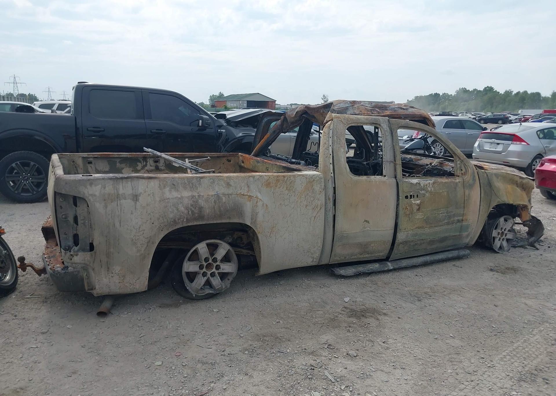 2011 GMC SIERRA 1500 SLE