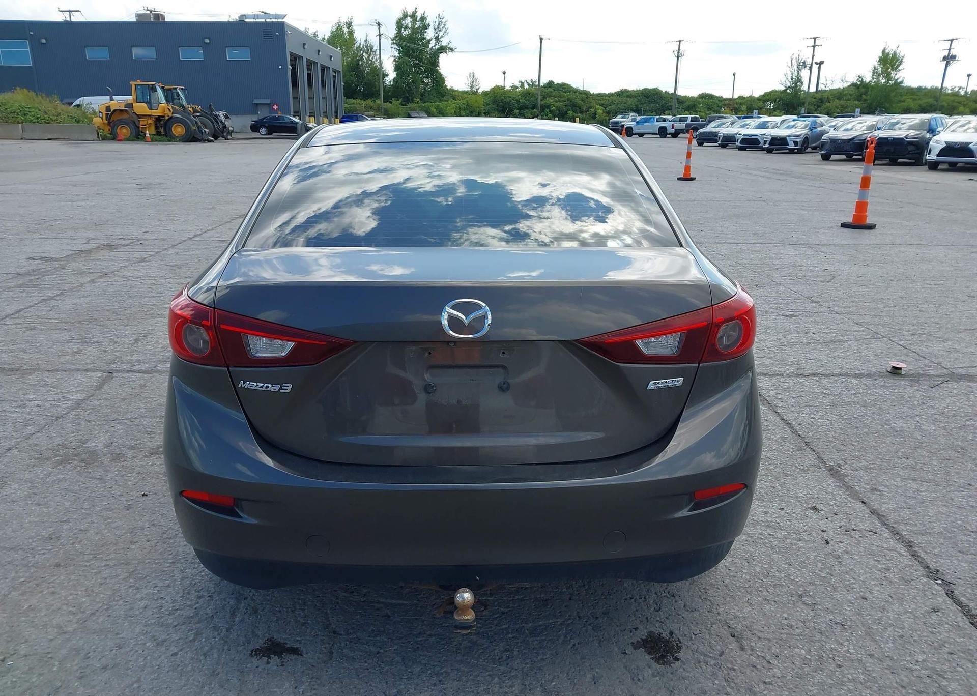 2016 MAZDA 3 Sport