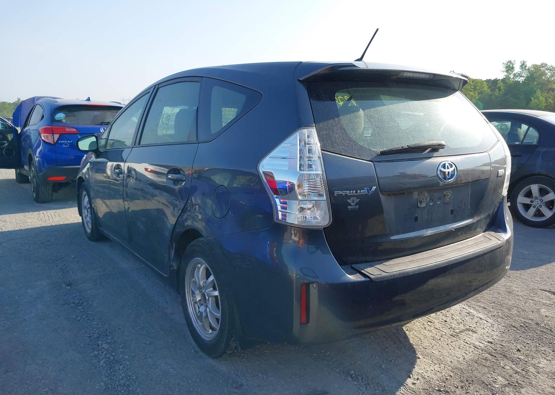 2014 TOYOTA PRIUS V