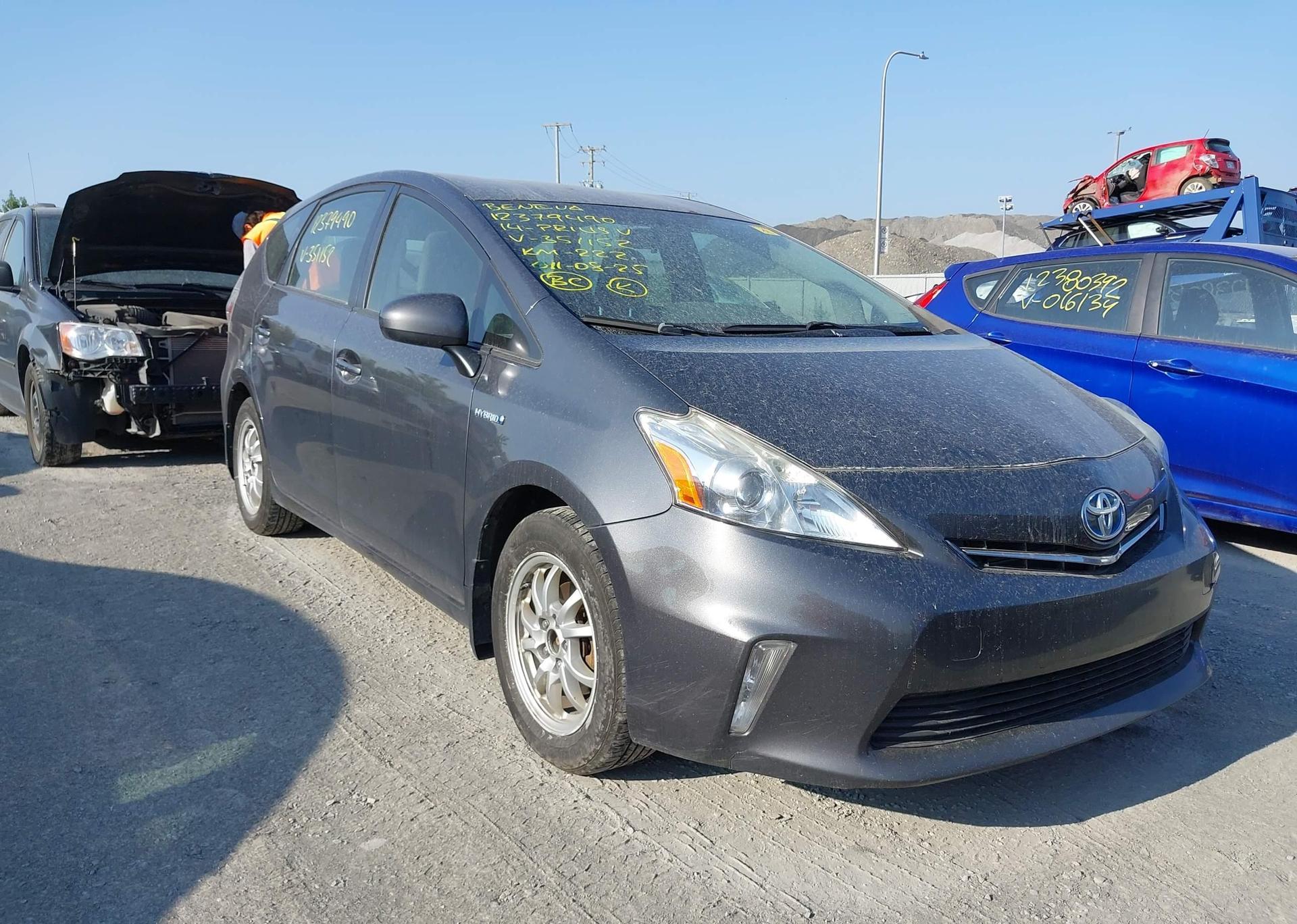 2014 TOYOTA PRIUS V