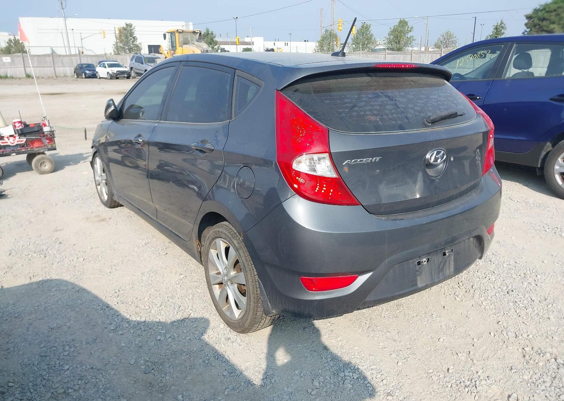 2012 HYUNDAI ACCENT GLS