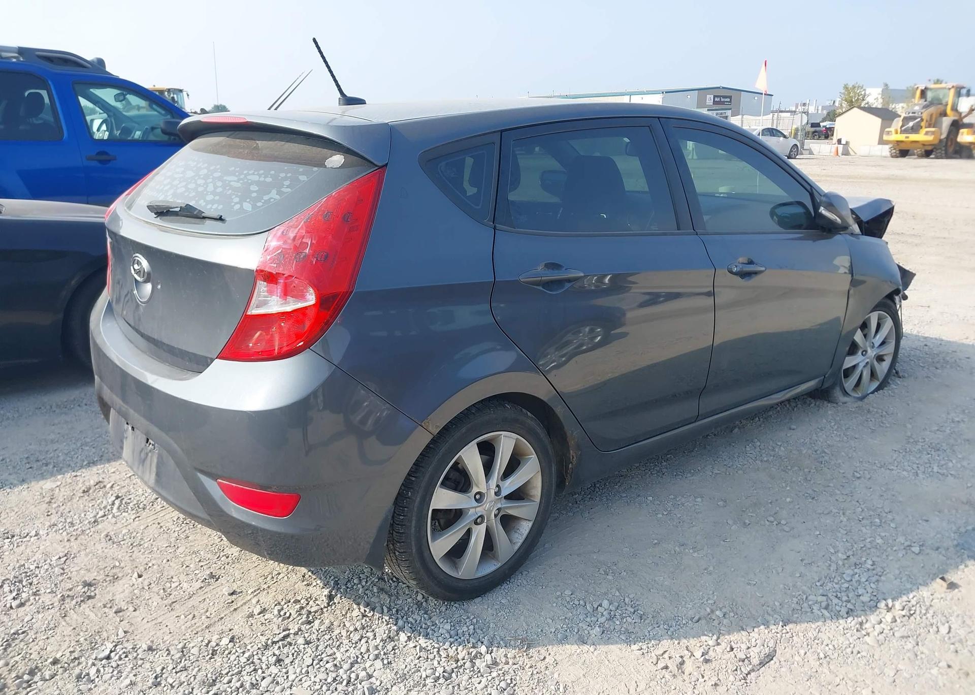 2012 HYUNDAI ACCENT GLS