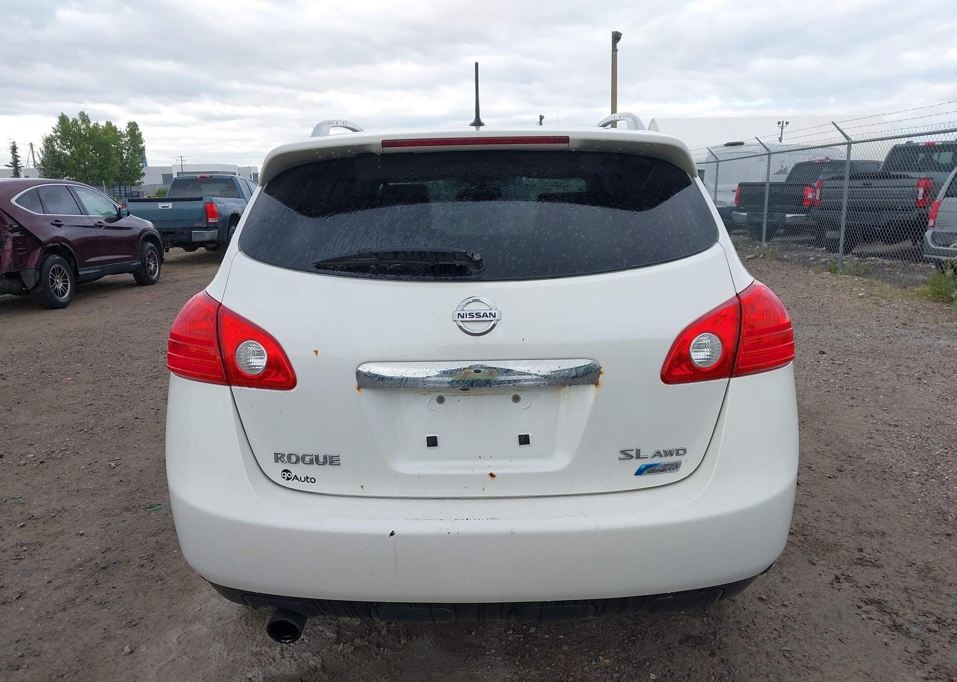 2012 NISSAN ROGUE S
