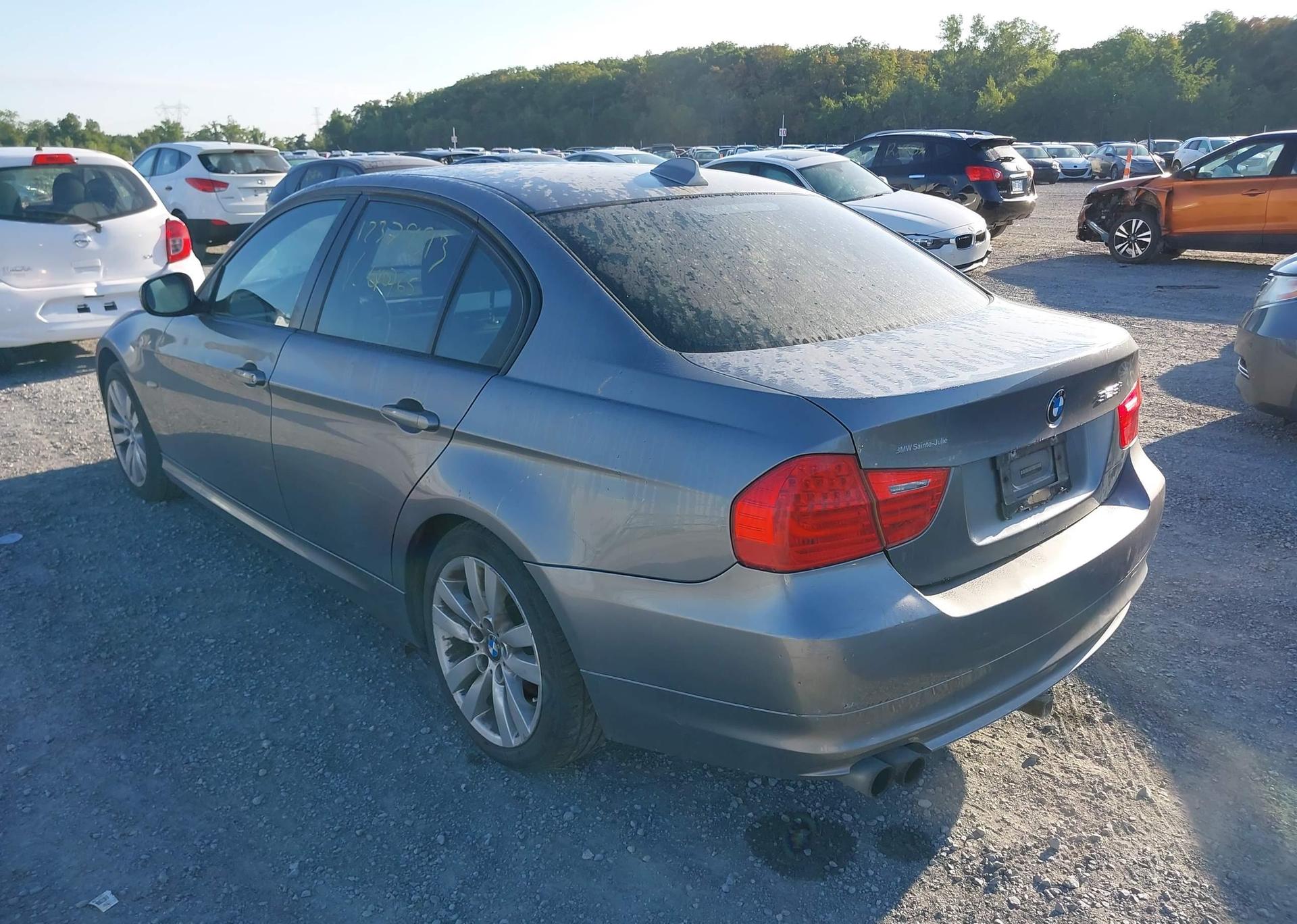 2009 BMW 323 I