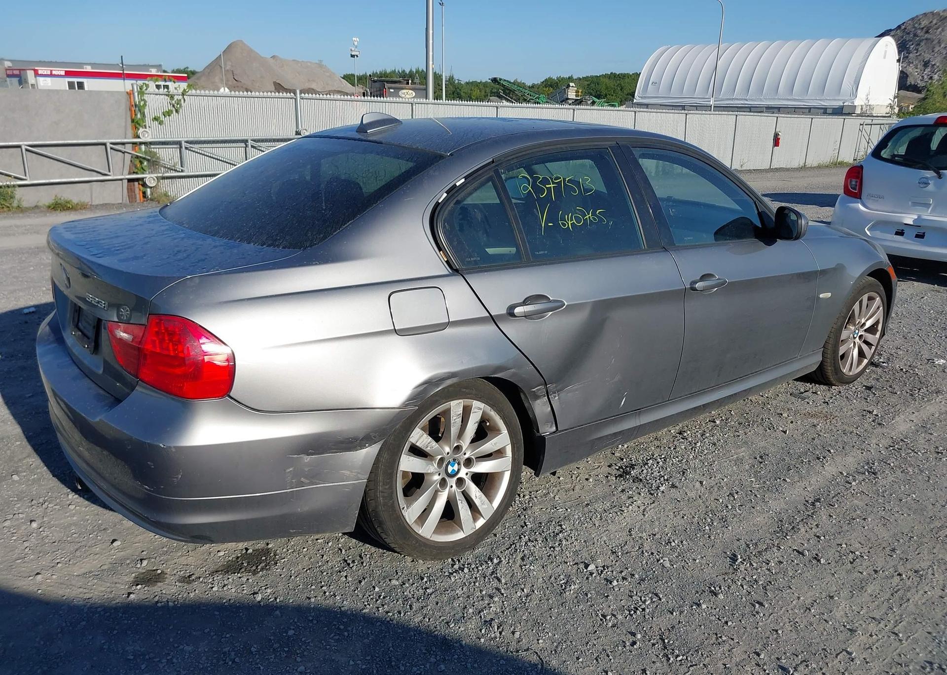 2009 BMW 323 I