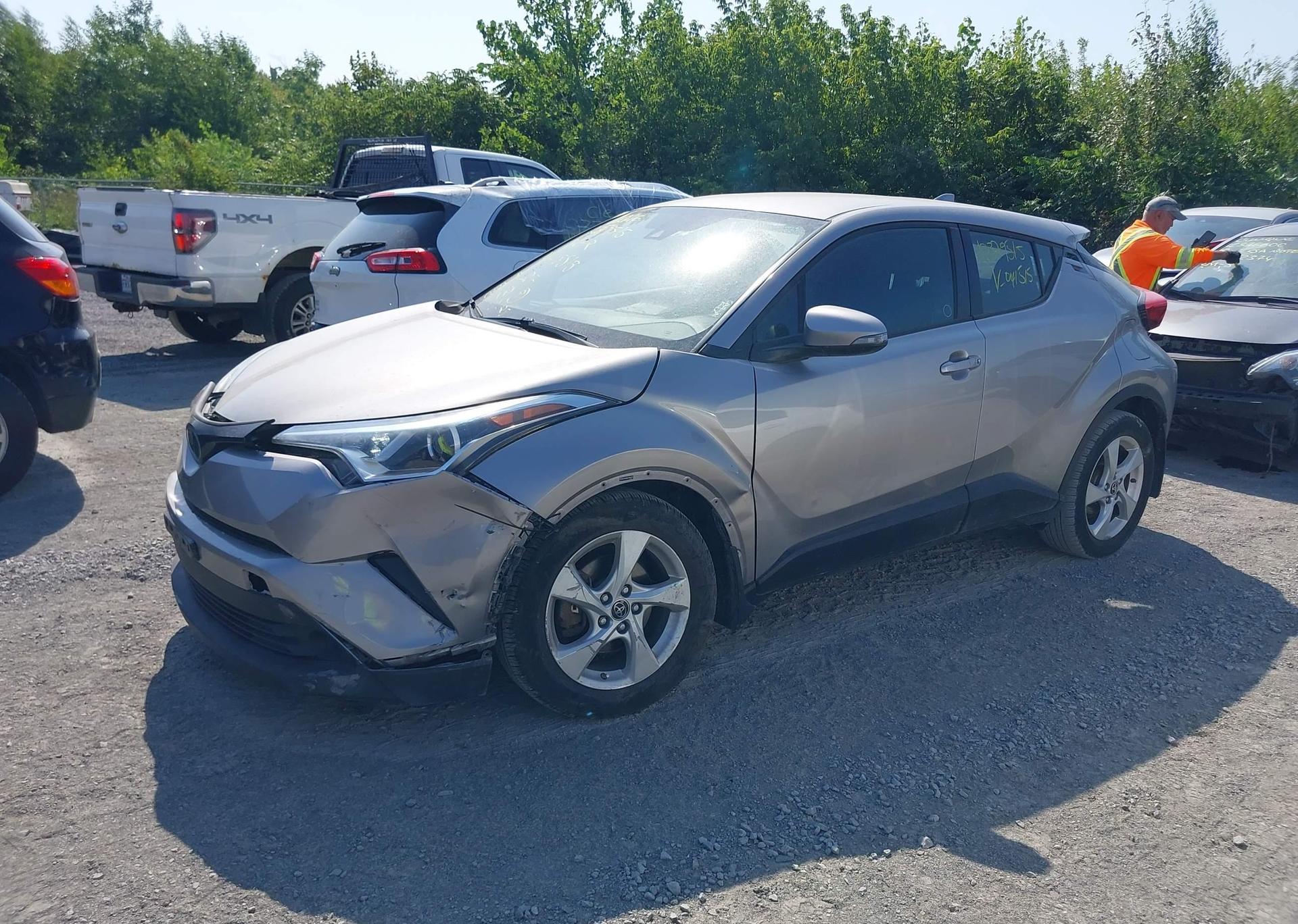 2018 TOYOTA C-HR XLE