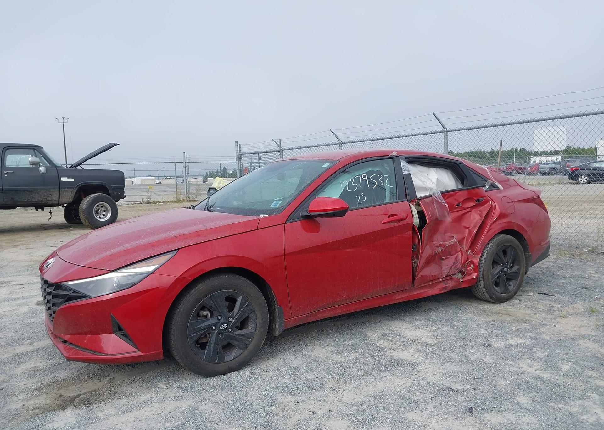 2023 HYUNDAI ELANTRA PREFERRED IVT