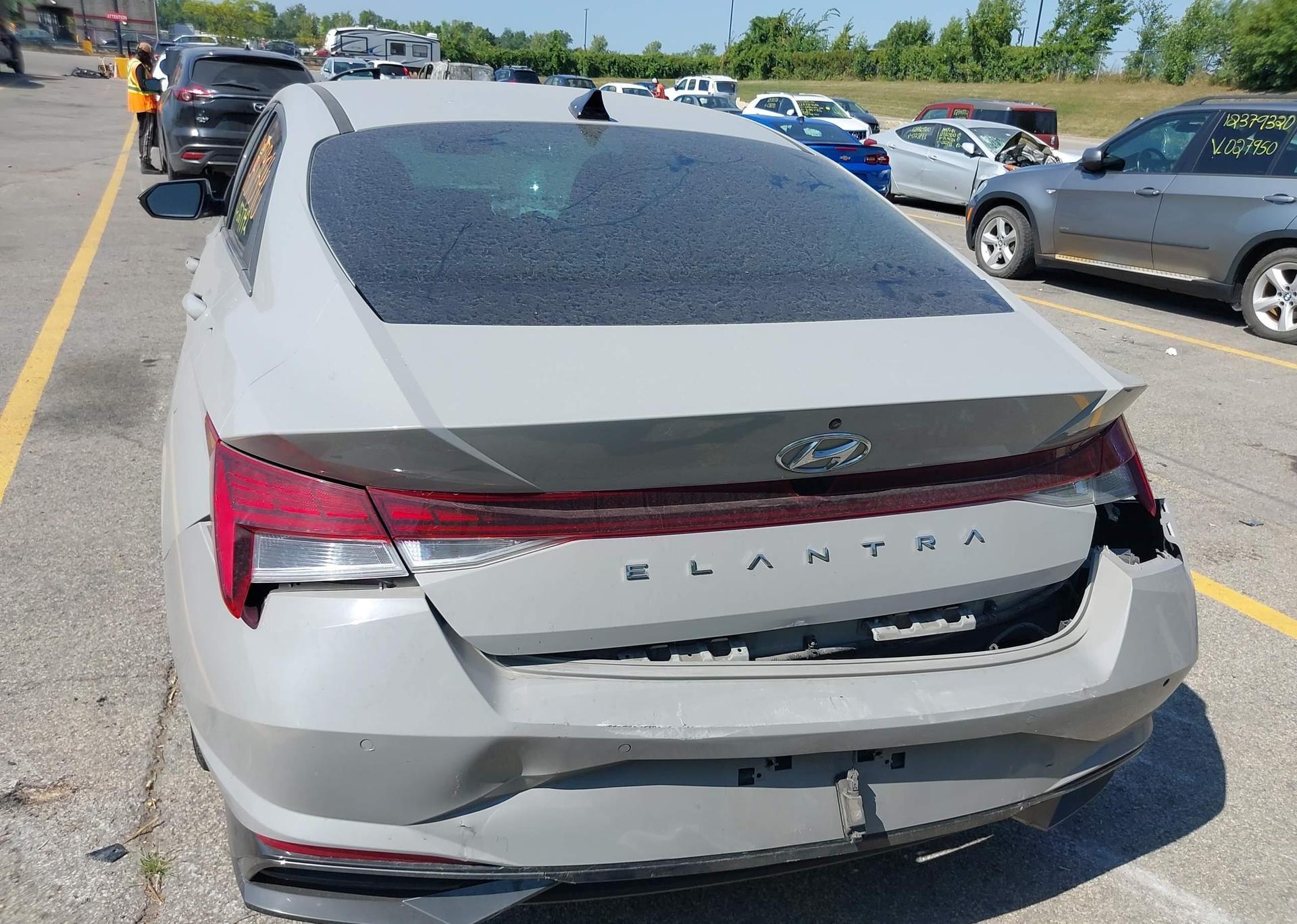 2021 HYUNDAI ELANTRA SEL