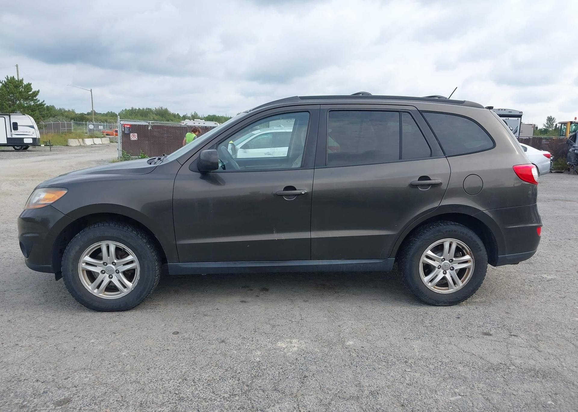 2011 HYUNDAI SANTA FE GLS