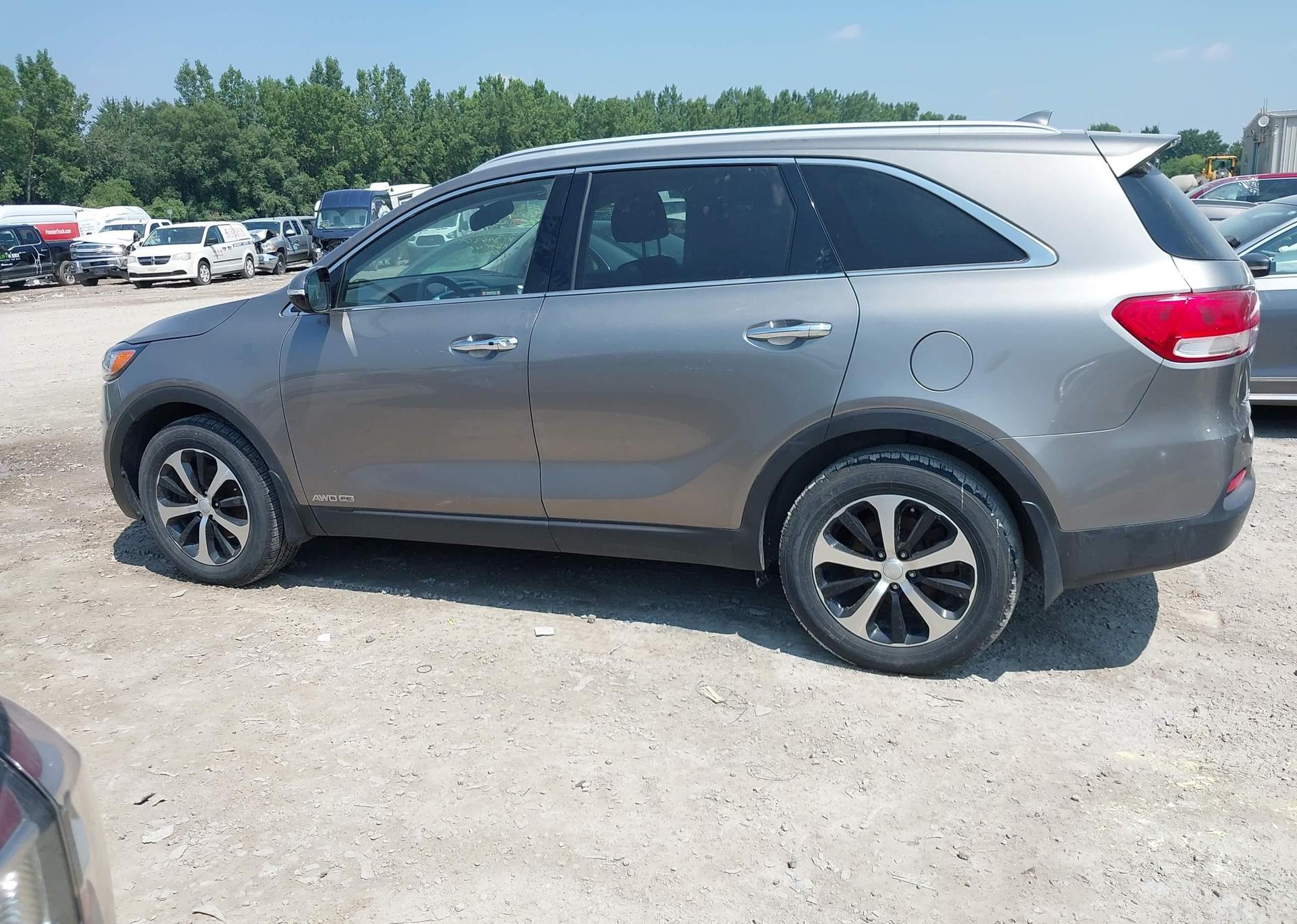 2018 KIA SORENTO EX