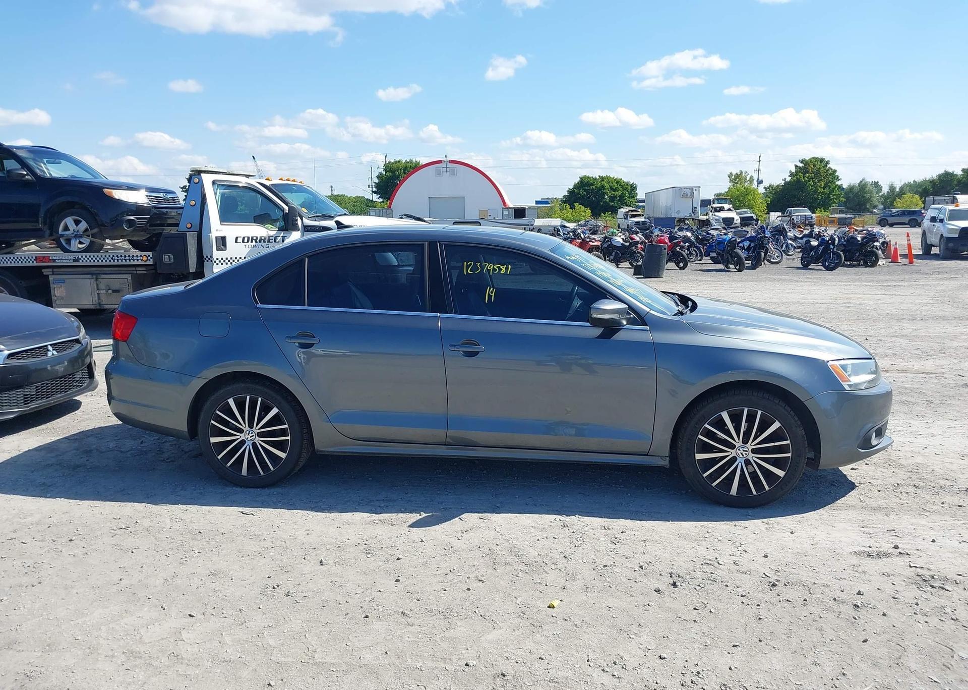 2014 VOLKSWAGEN JETTA SEL