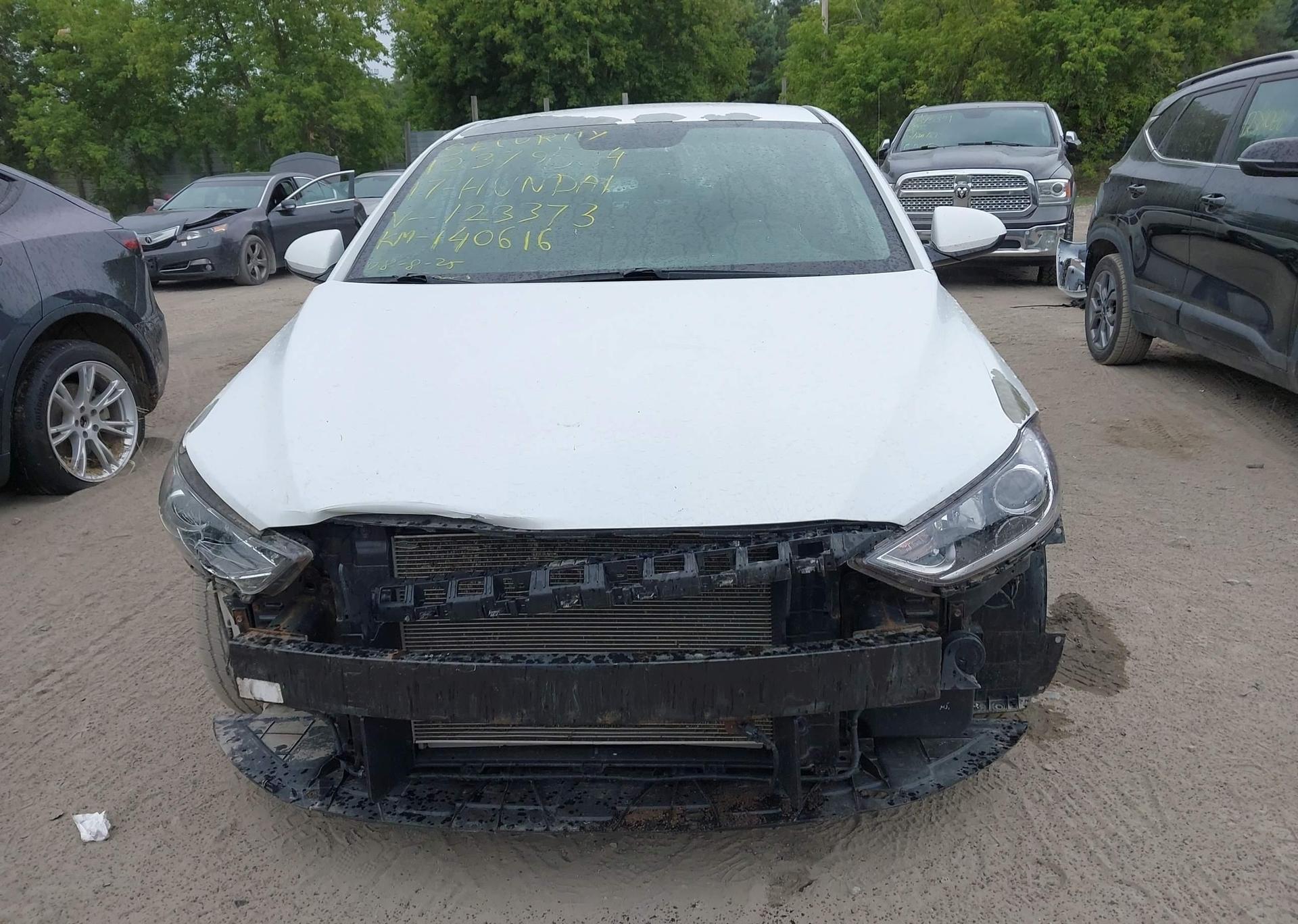 2017 HYUNDAI ELANTRA LE