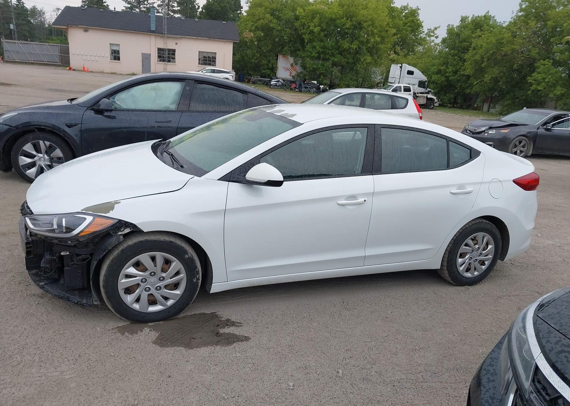 2017 HYUNDAI ELANTRA LE