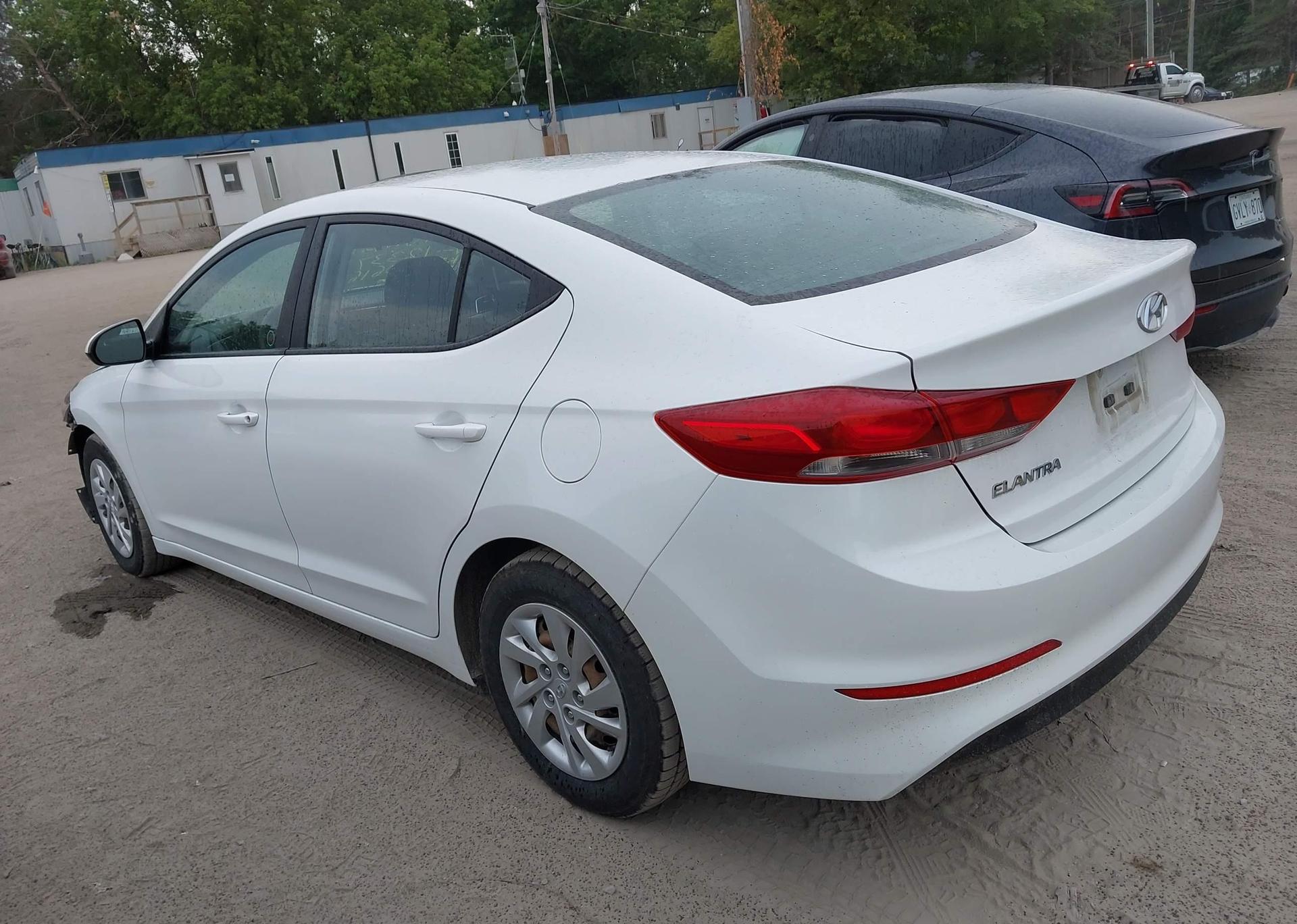 2017 HYUNDAI ELANTRA LE