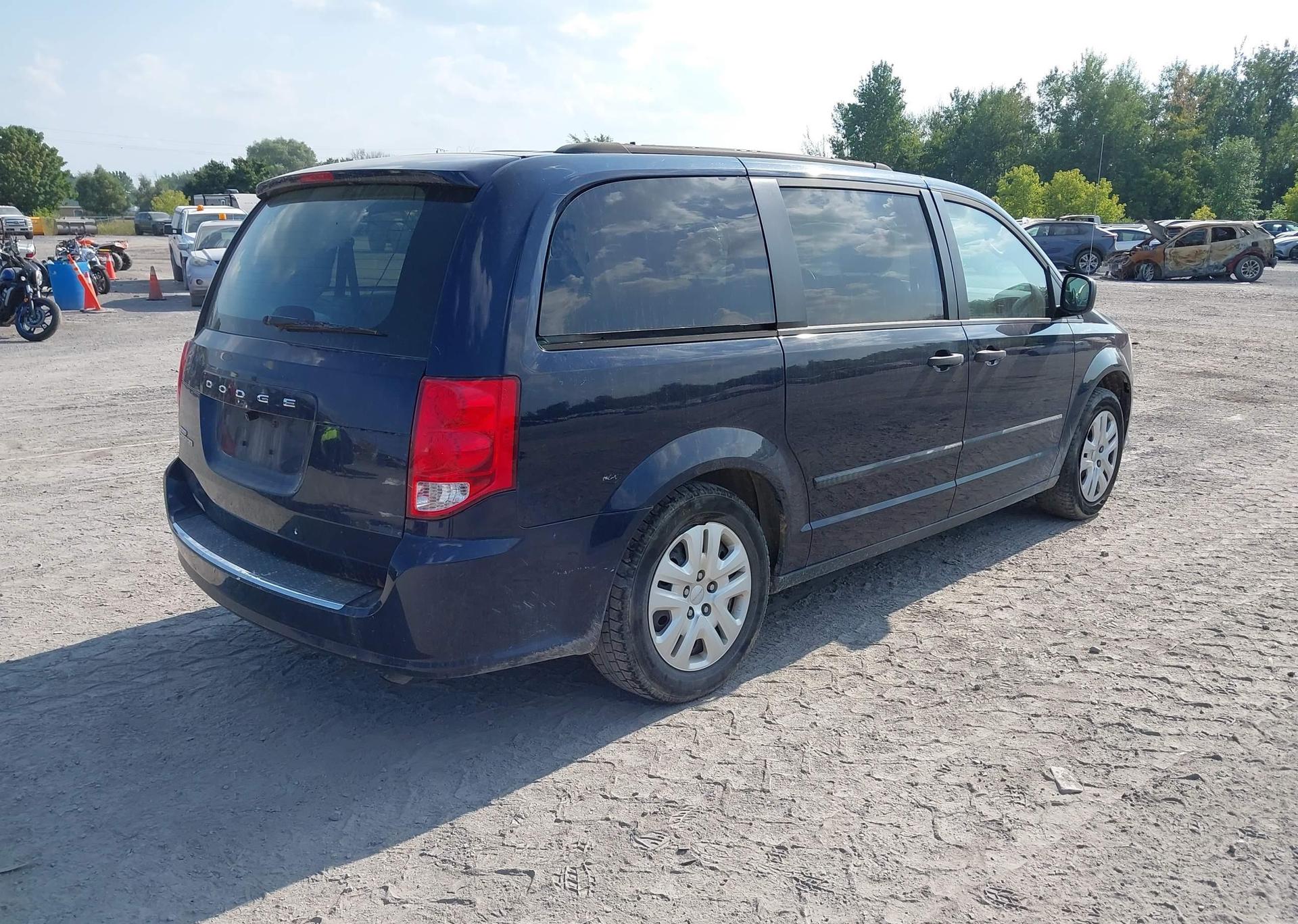 2014 DODGE GRAND CARAVAN SE